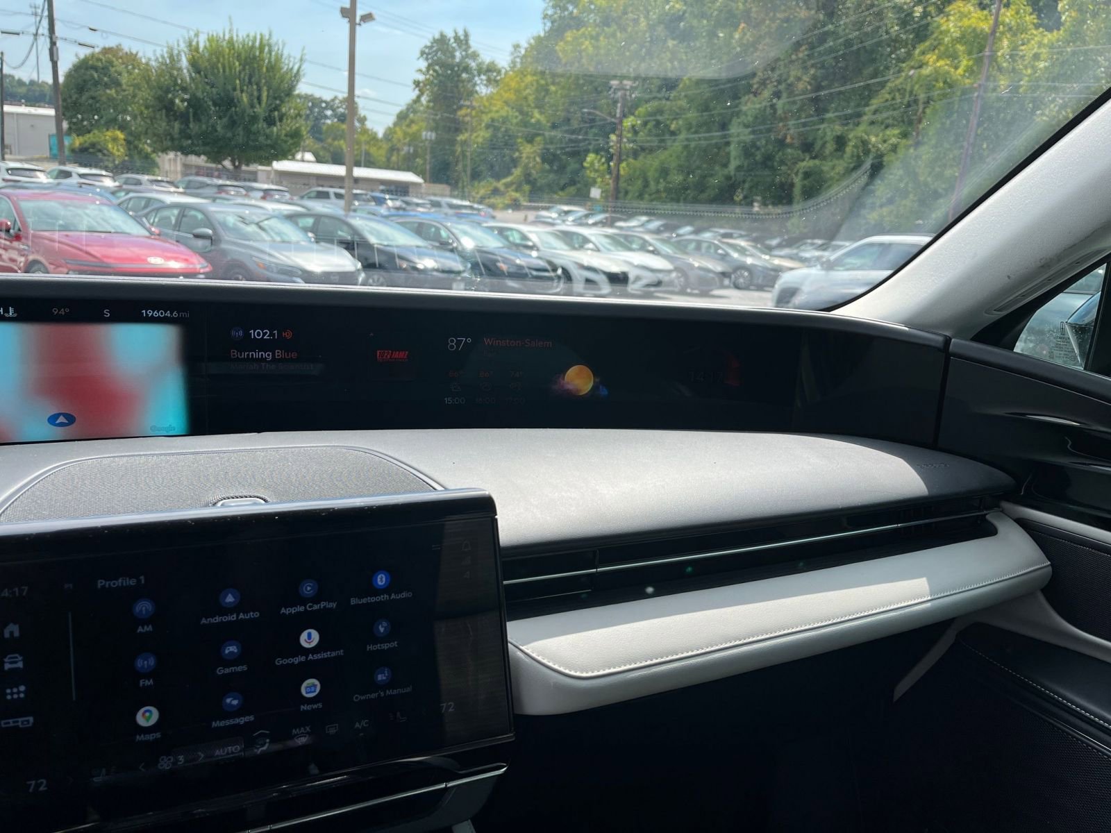 Thumbnail: 2024 Lincoln Nautilus - 29