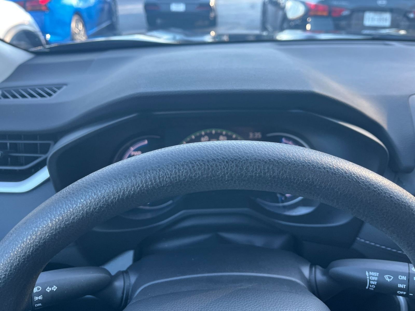 Thumbnail: 2025 Toyota RAV4 - 28