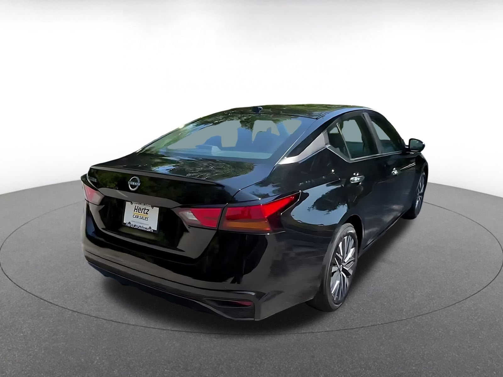 Thumbnail: 2025 Nissan Altima - 11