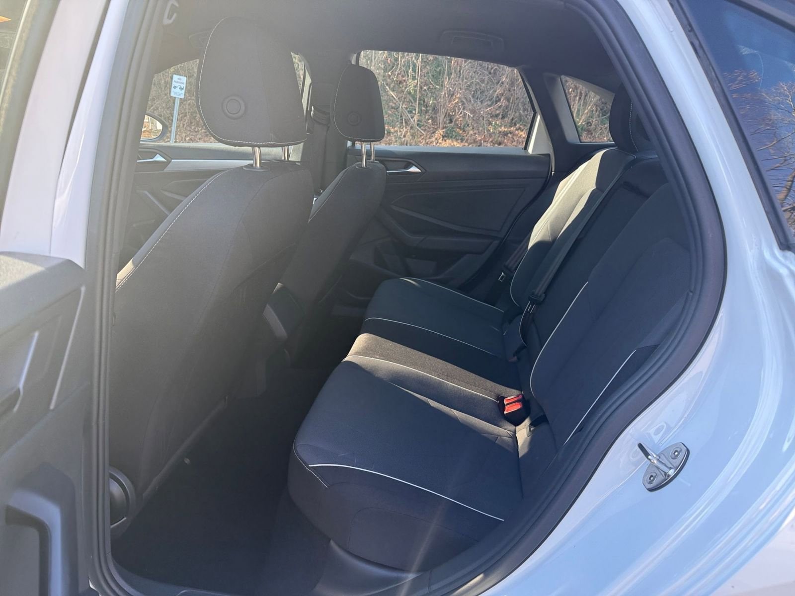 Thumbnail: 2025 Volkswagen Jetta - 23