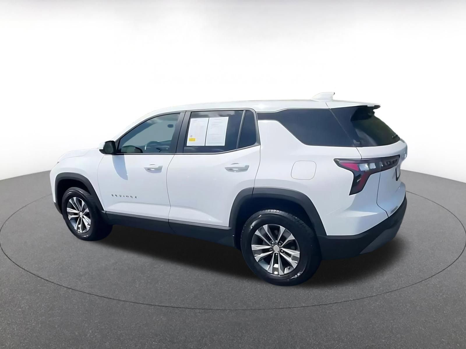 Thumbnail: 2025 Chevrolet Equinox - 10