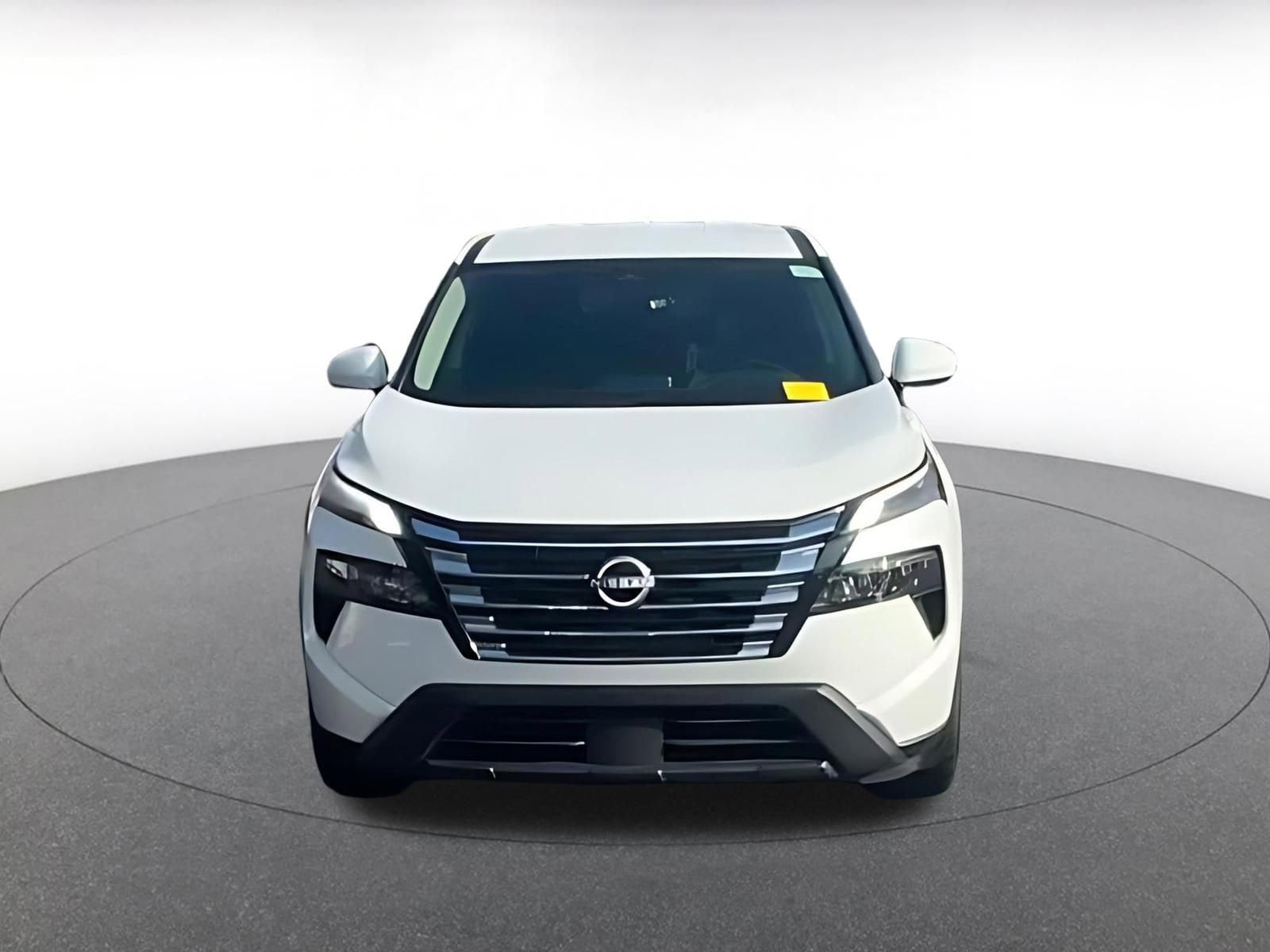 Thumbnail: 2025 Nissan Rogue - 4