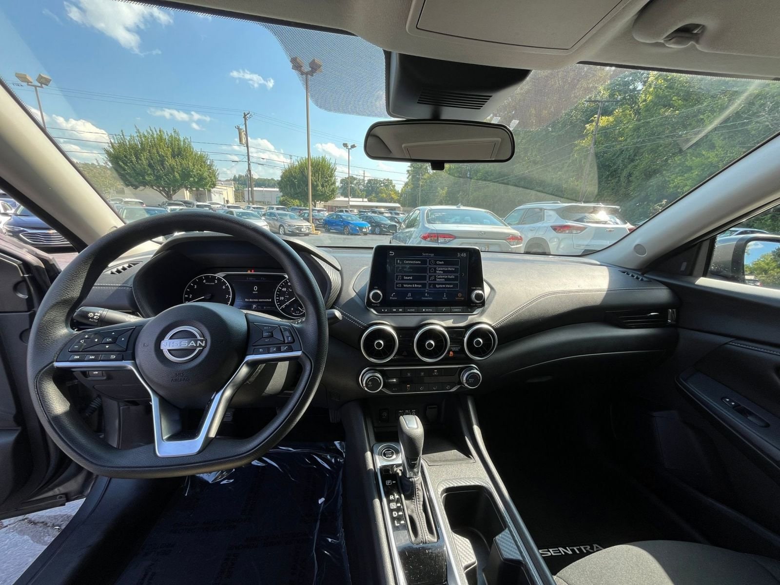 Thumbnail: 2024 Nissan Sentra - 29