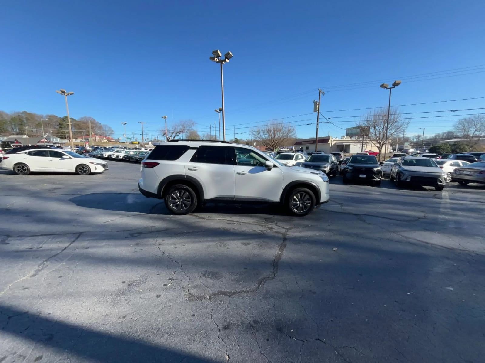 Thumbnail: 2025 Nissan Pathfinder - 15