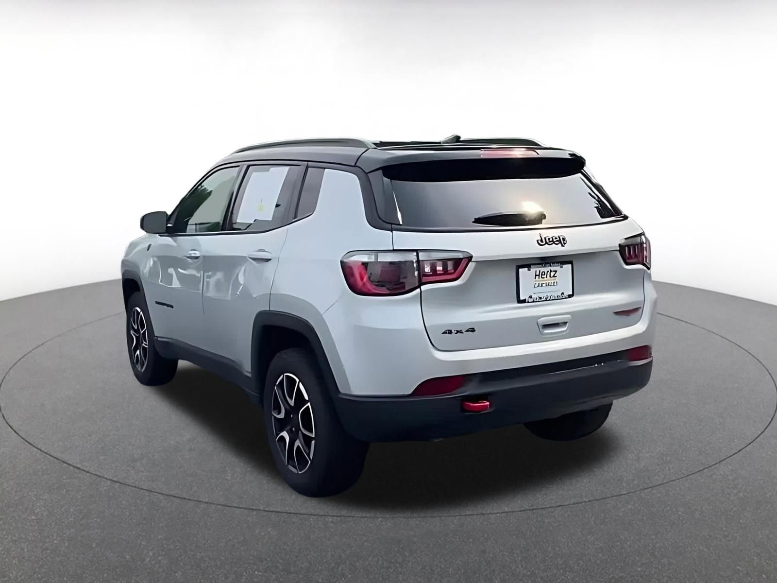 Thumbnail: 2025 Jeep Compass - 10