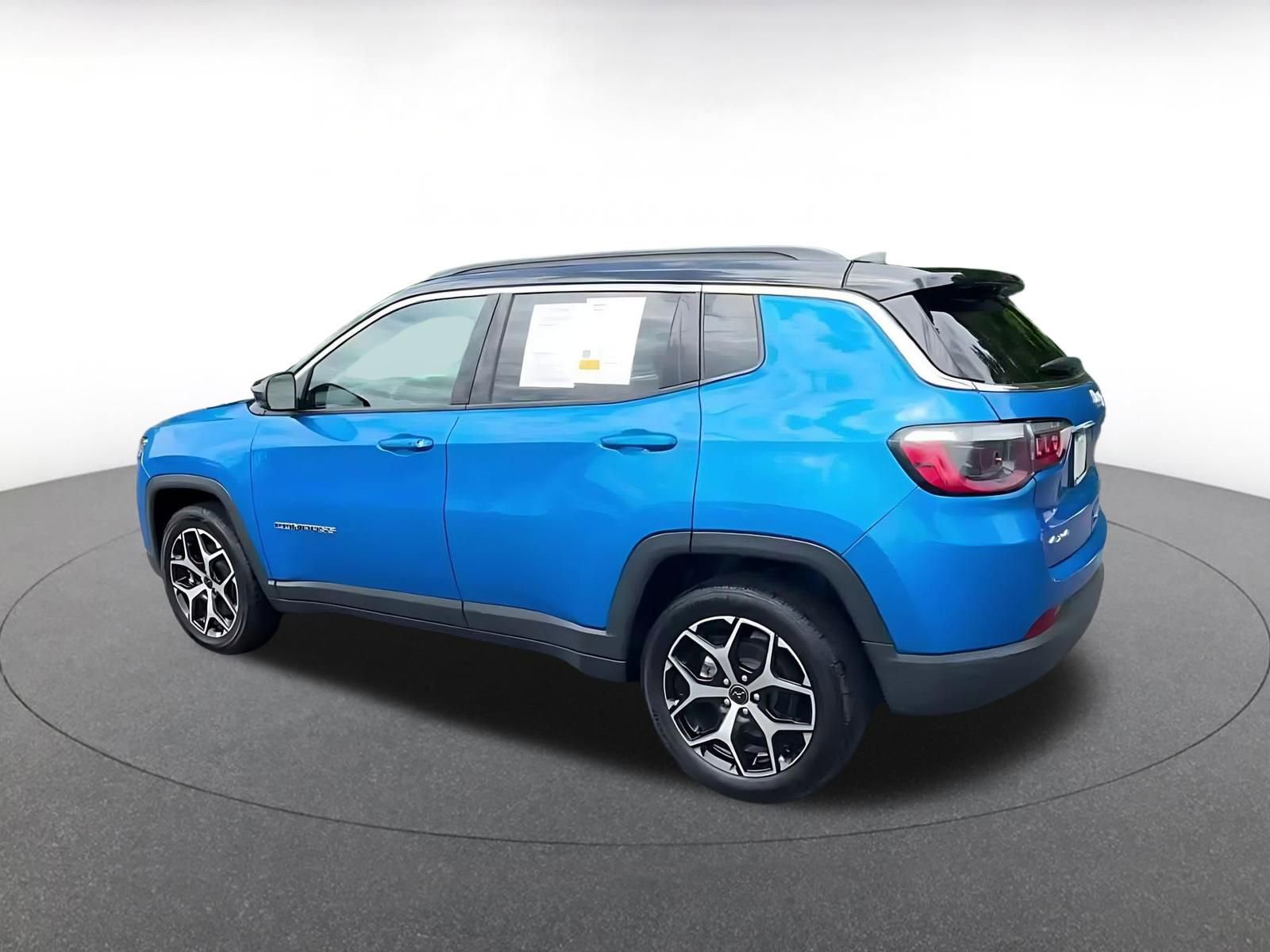 Thumbnail: 2025 Jeep Compass - 10