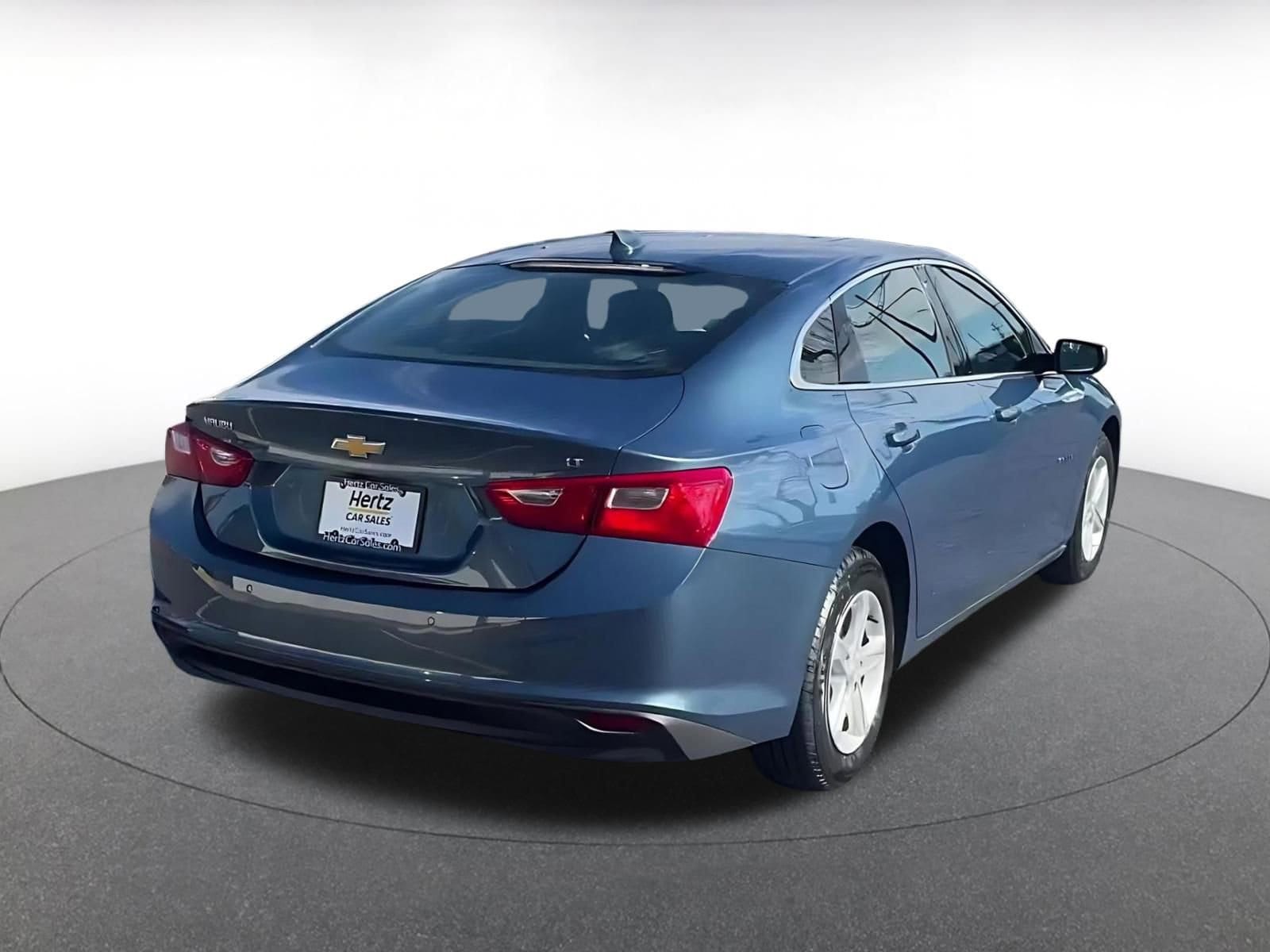 Thumbnail: 2024 Chevrolet Malibu - 14