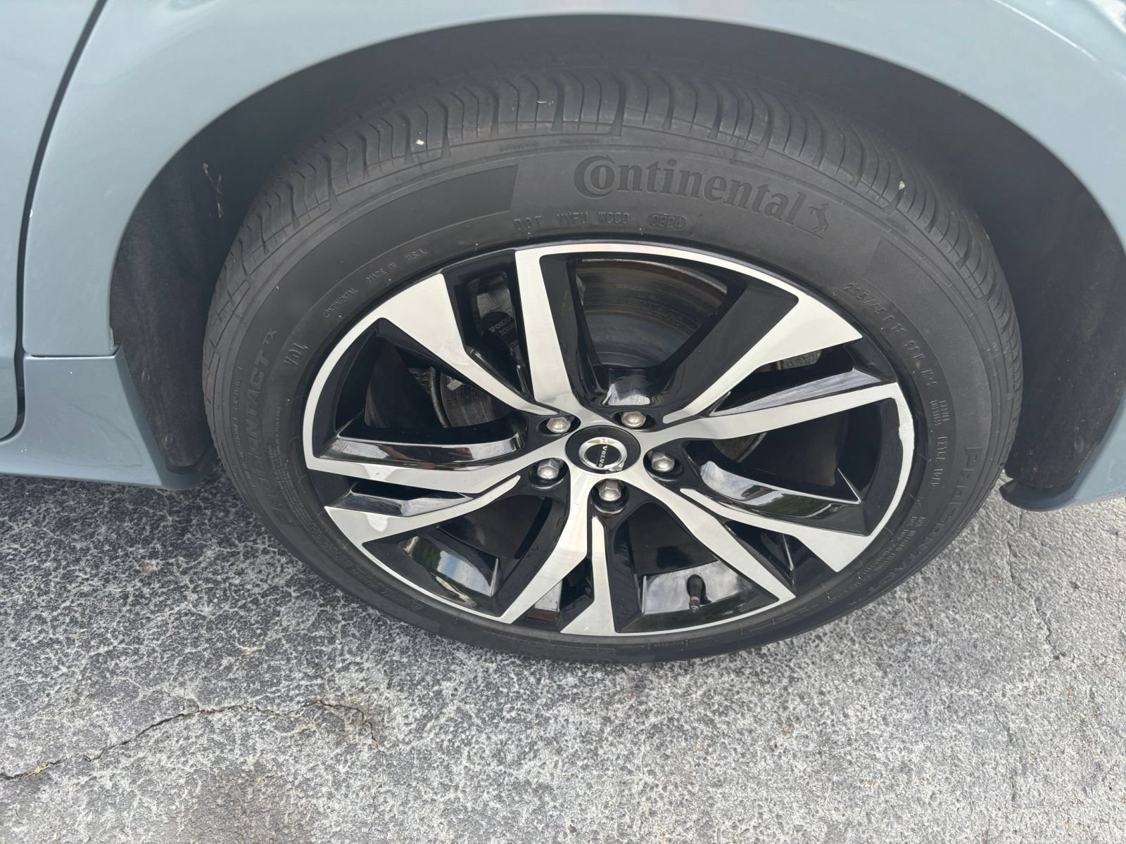 Thumbnail: 2024 Volvo S60 - 27