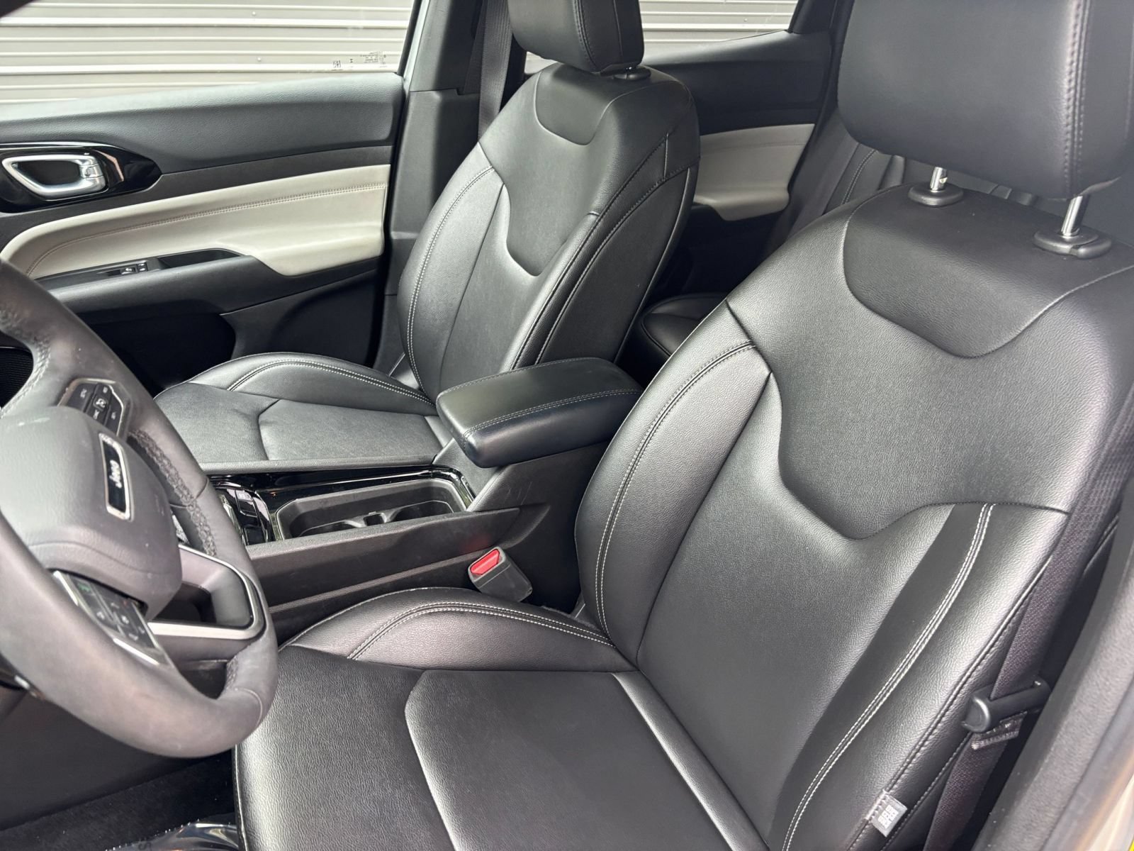 Thumbnail: 2025 Jeep Compass - 22