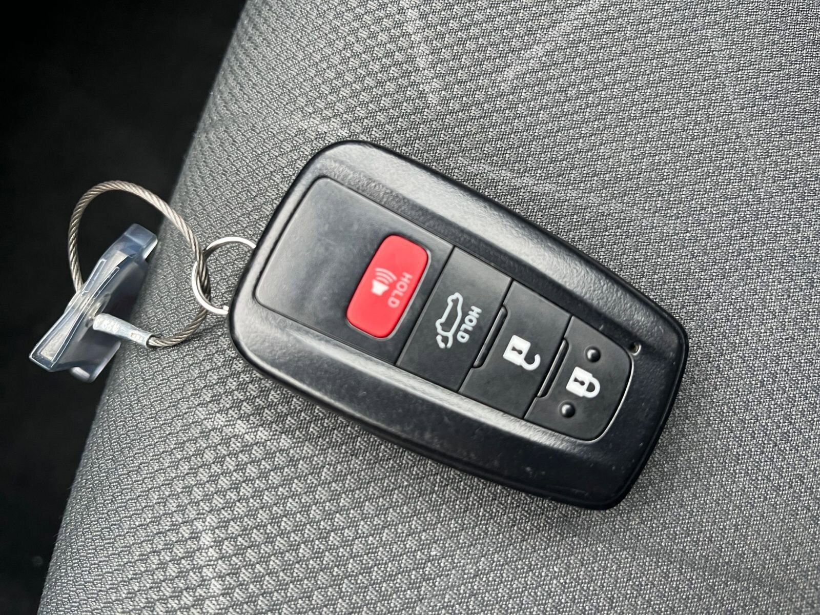 Thumbnail: 2025 Toyota RAV4 - 18