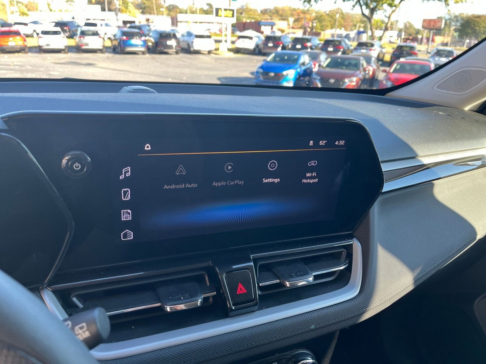 Thumbnail: 2025 Chevrolet TrailBlazer - 20