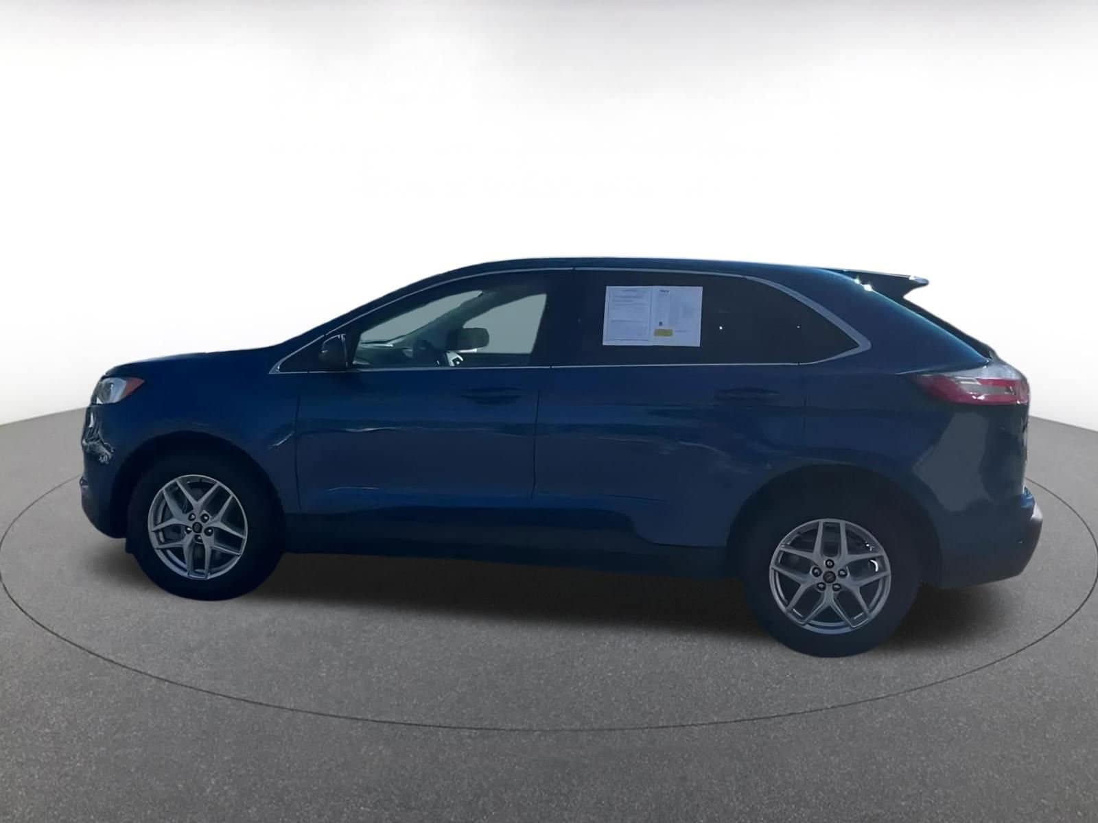 Thumbnail: 2024 Ford Edge - 9