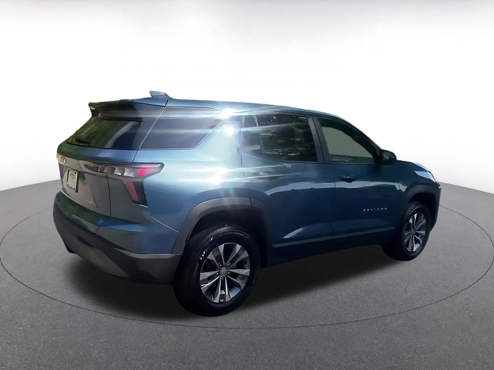 Thumbnail: 2025 Chevrolet Equinox - 15