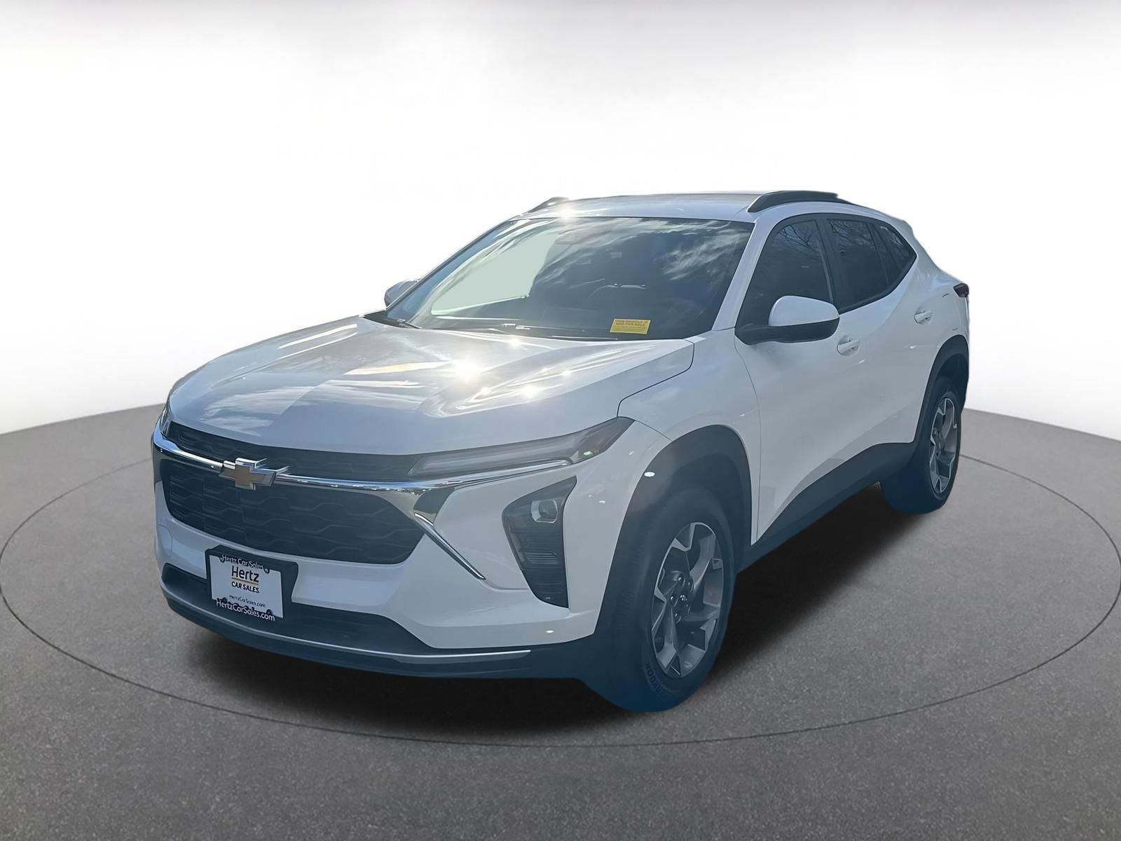 Thumbnail: 2025 Chevrolet Trax - 4