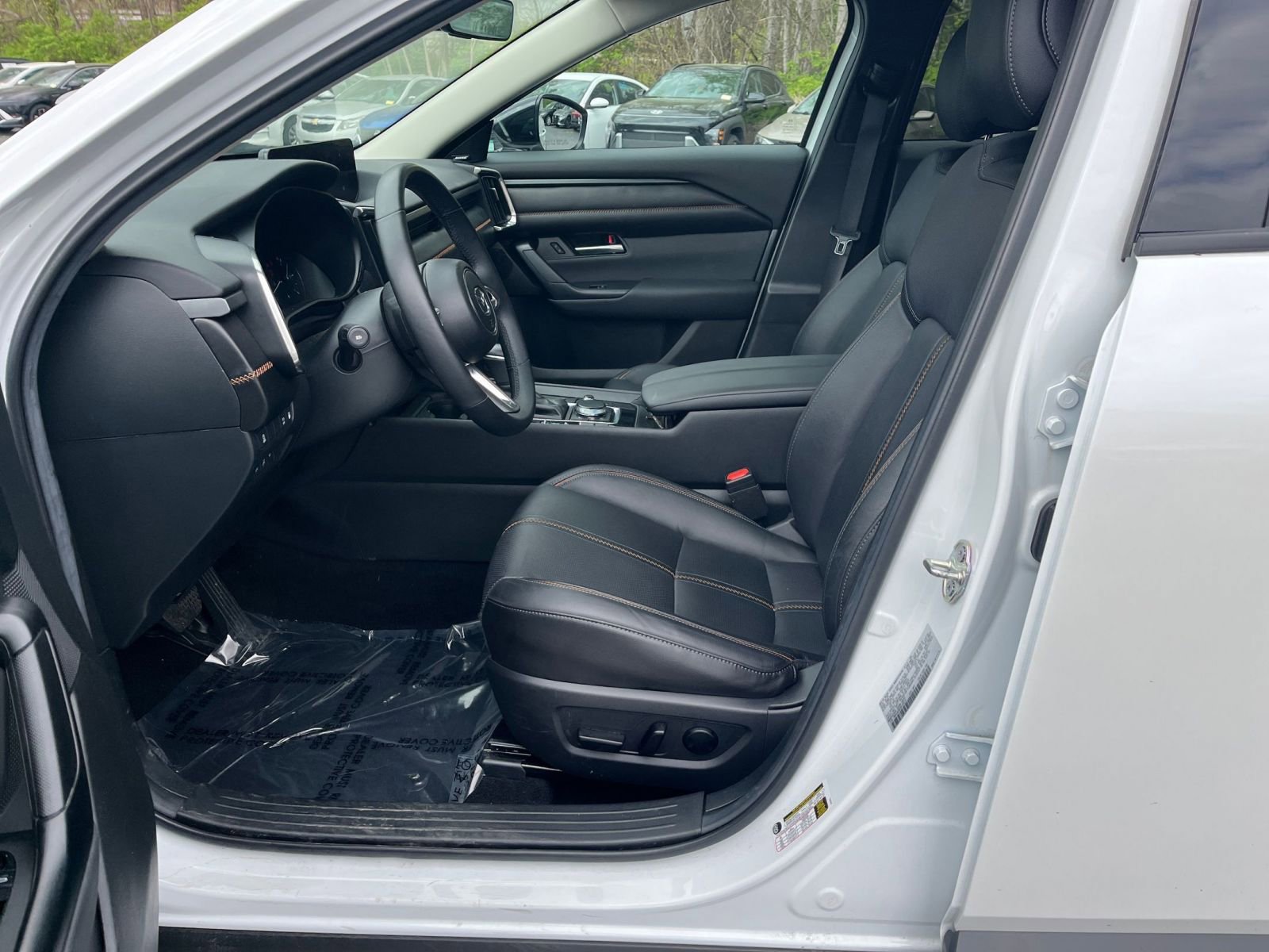 Thumbnail: 2025 Mazda CX-50 - 23