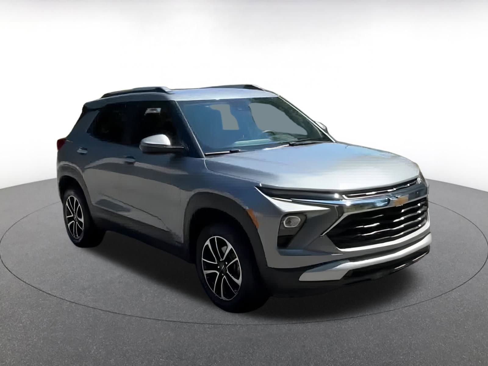 Thumbnail: 2024 Chevrolet TrailBlazer - 3