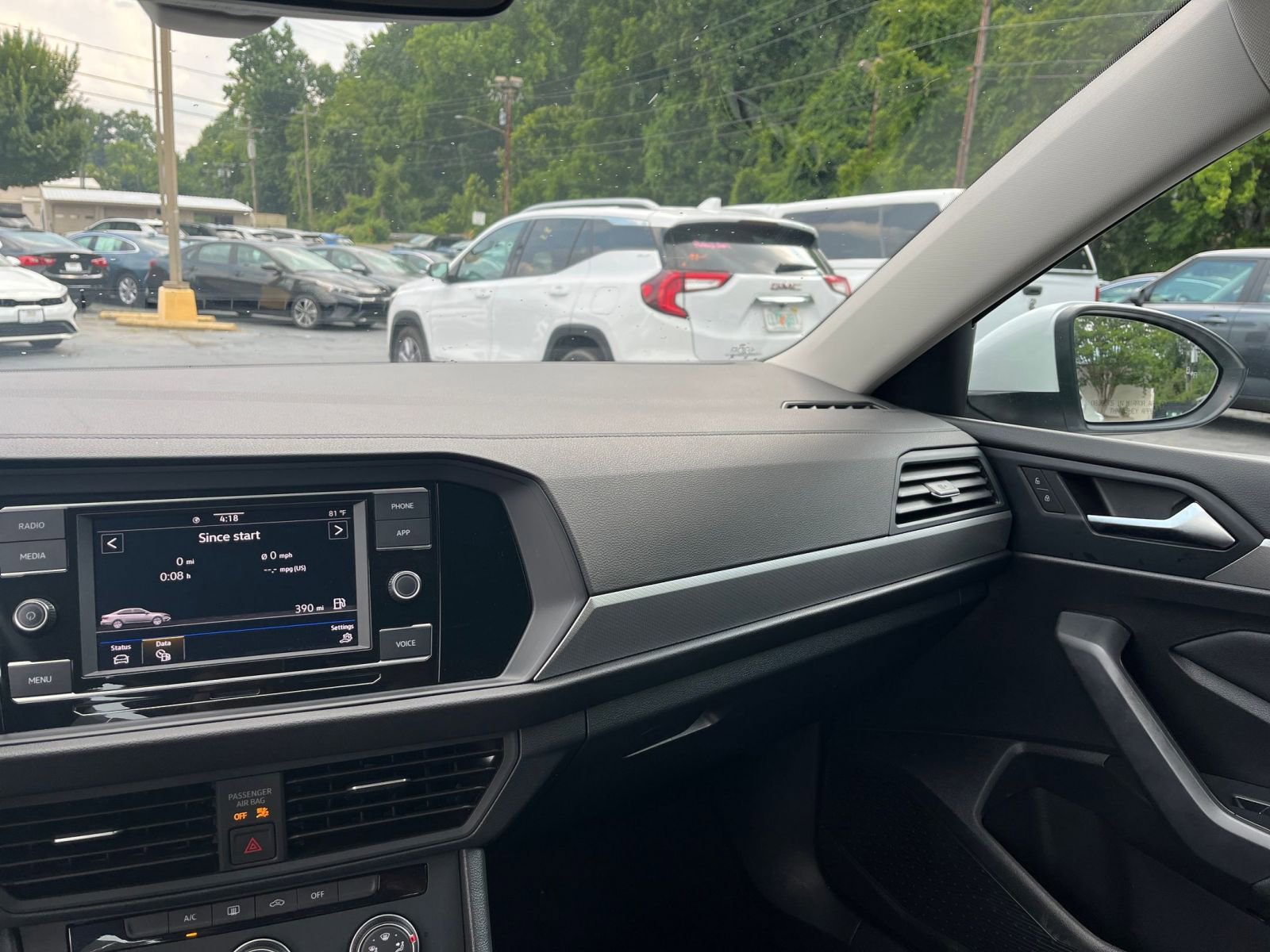 Thumbnail: 2024 Volkswagen Jetta - 29