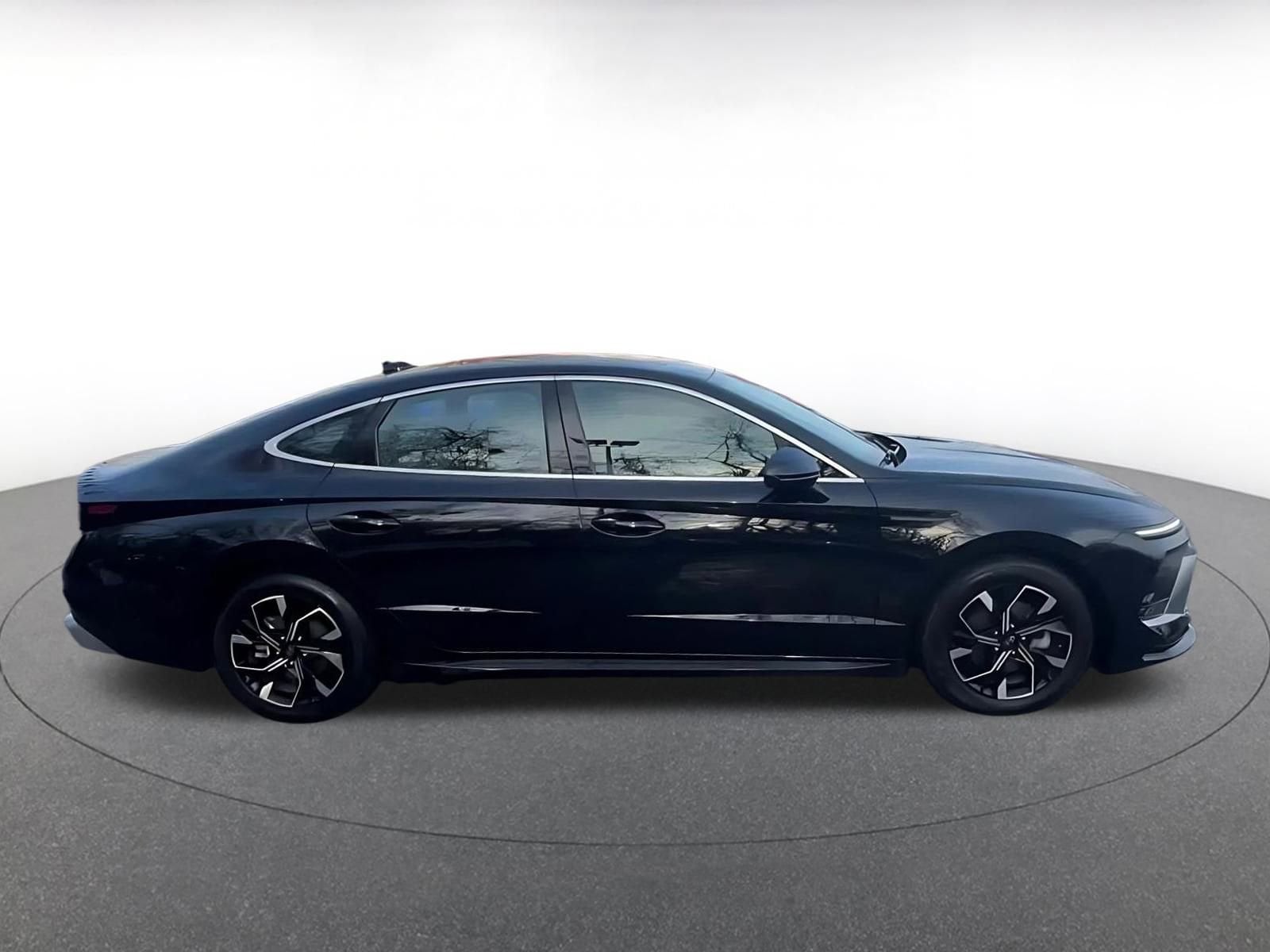 Thumbnail: 2025 Hyundai Sonata - 17