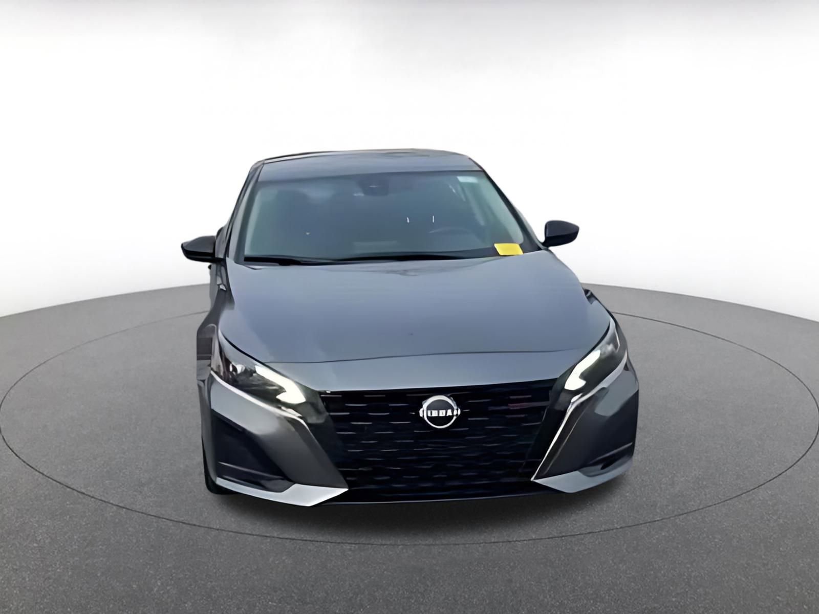 Thumbnail: 2025 Nissan Altima - 16