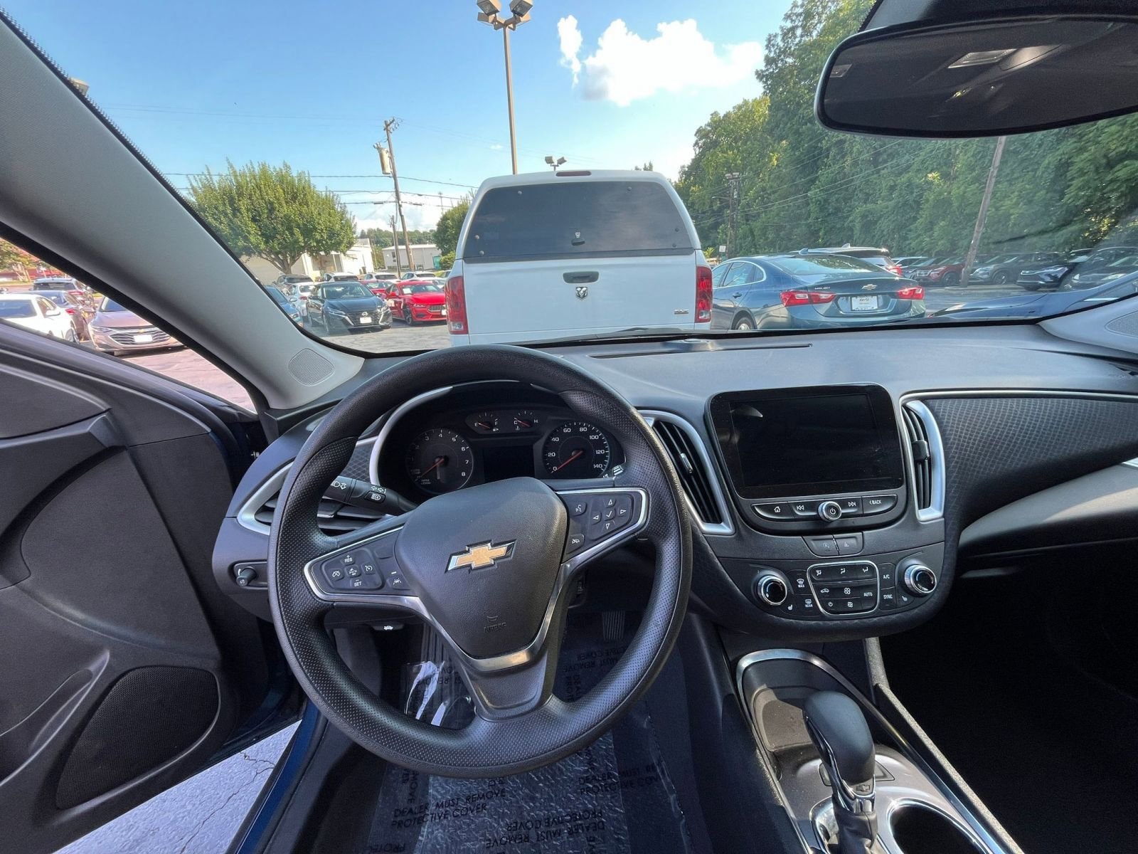 Thumbnail: 2024 Chevrolet Malibu - 30