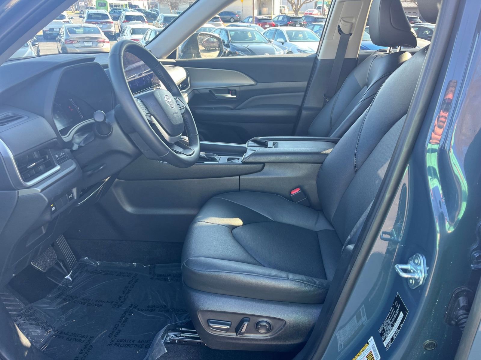 Thumbnail: 2025 Toyota Grand Highlander - 22