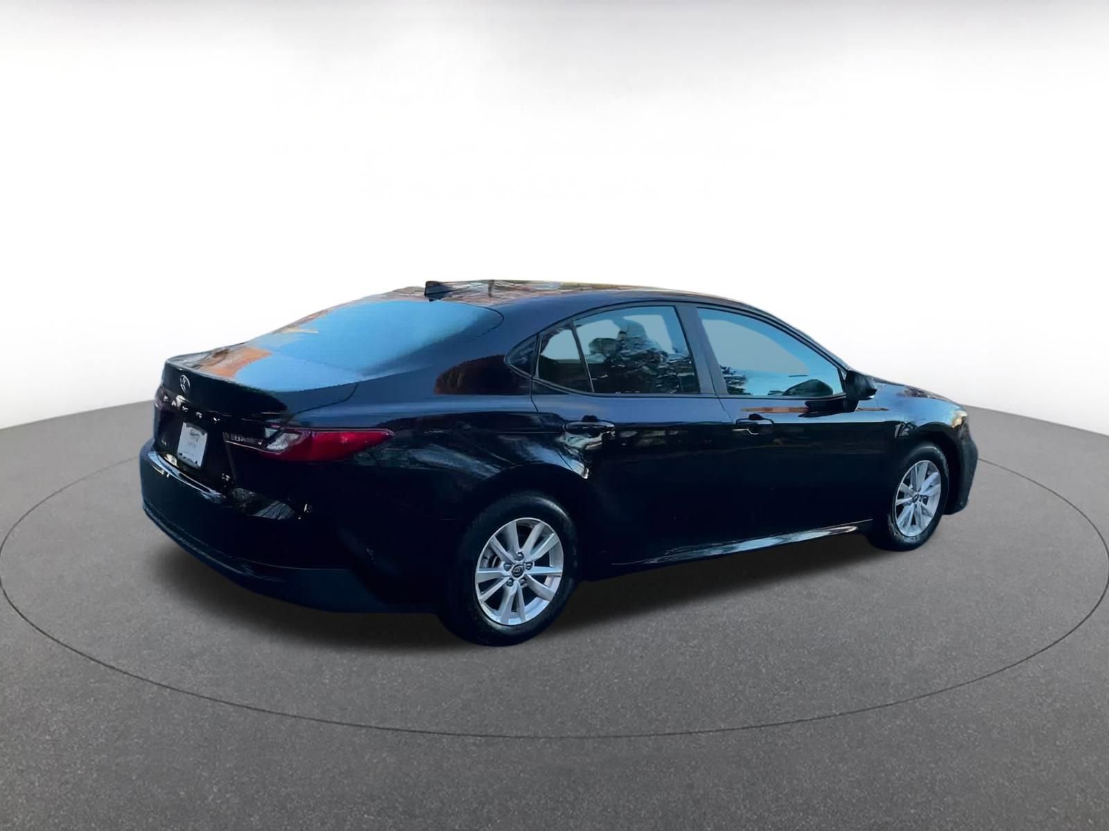 Thumbnail: 2025 Toyota Camry - 12