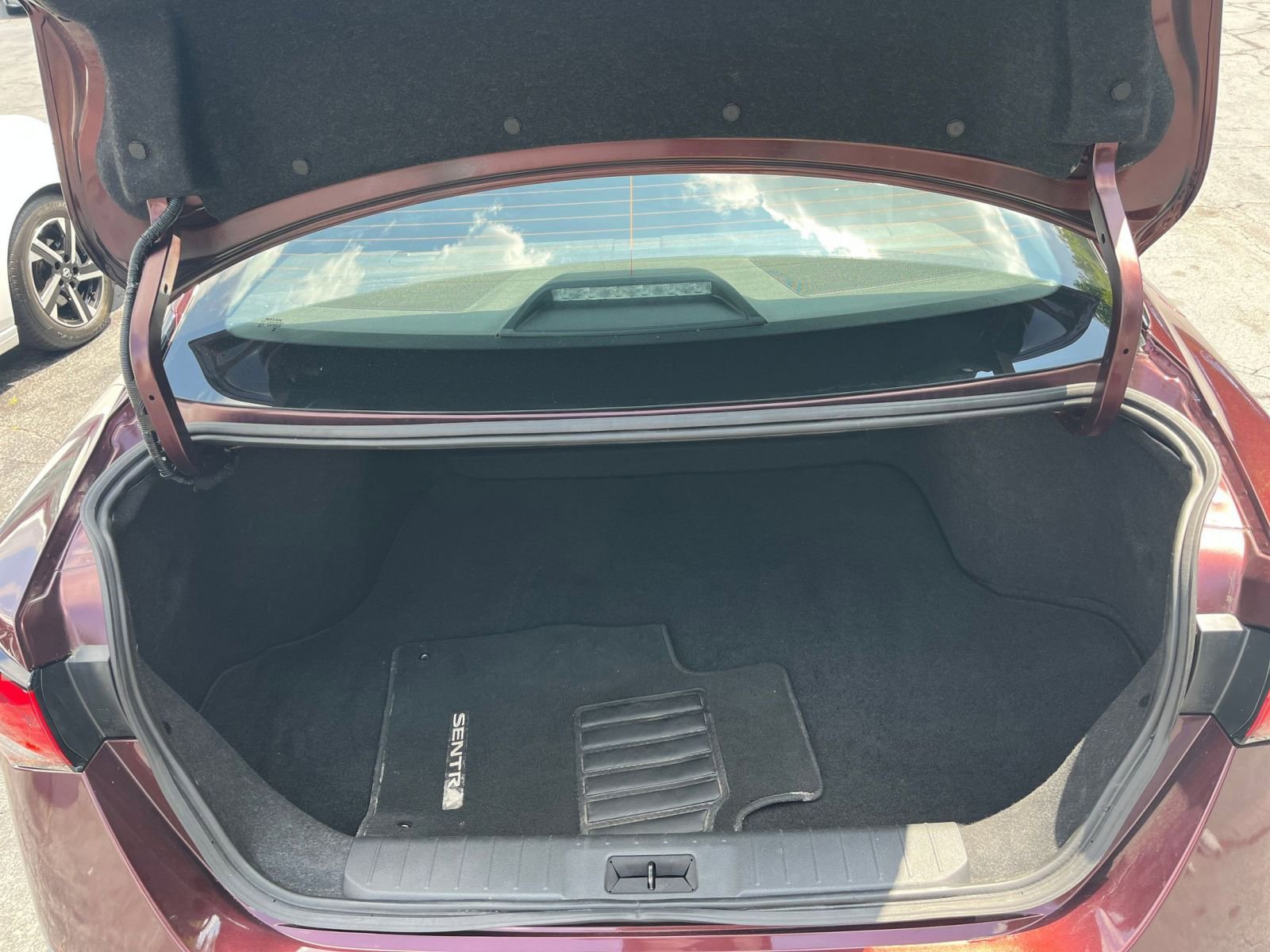 Thumbnail: 2024 Nissan Sentra - 27