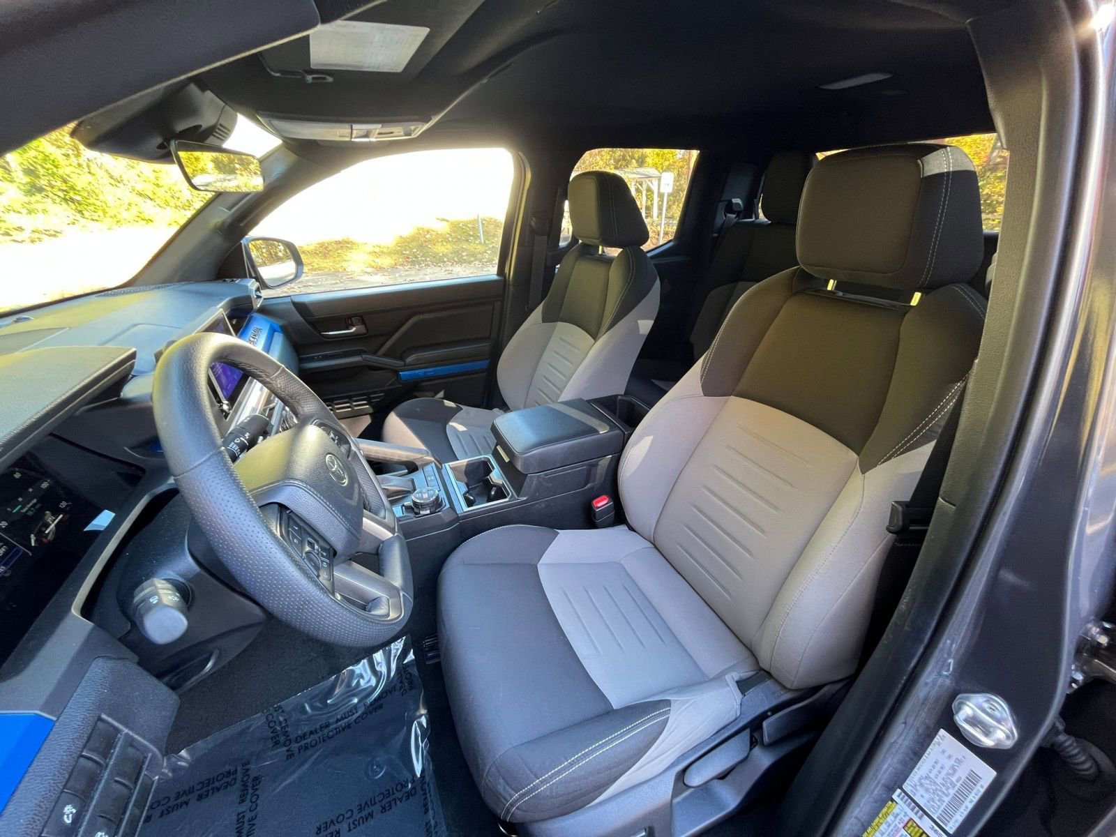 Thumbnail: 2025 Toyota Tacoma - 32