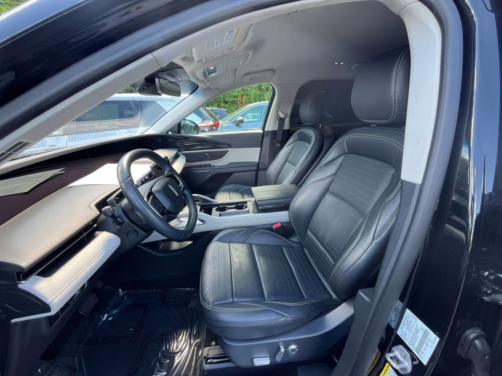 Thumbnail: 2024 Lincoln Nautilus - 21