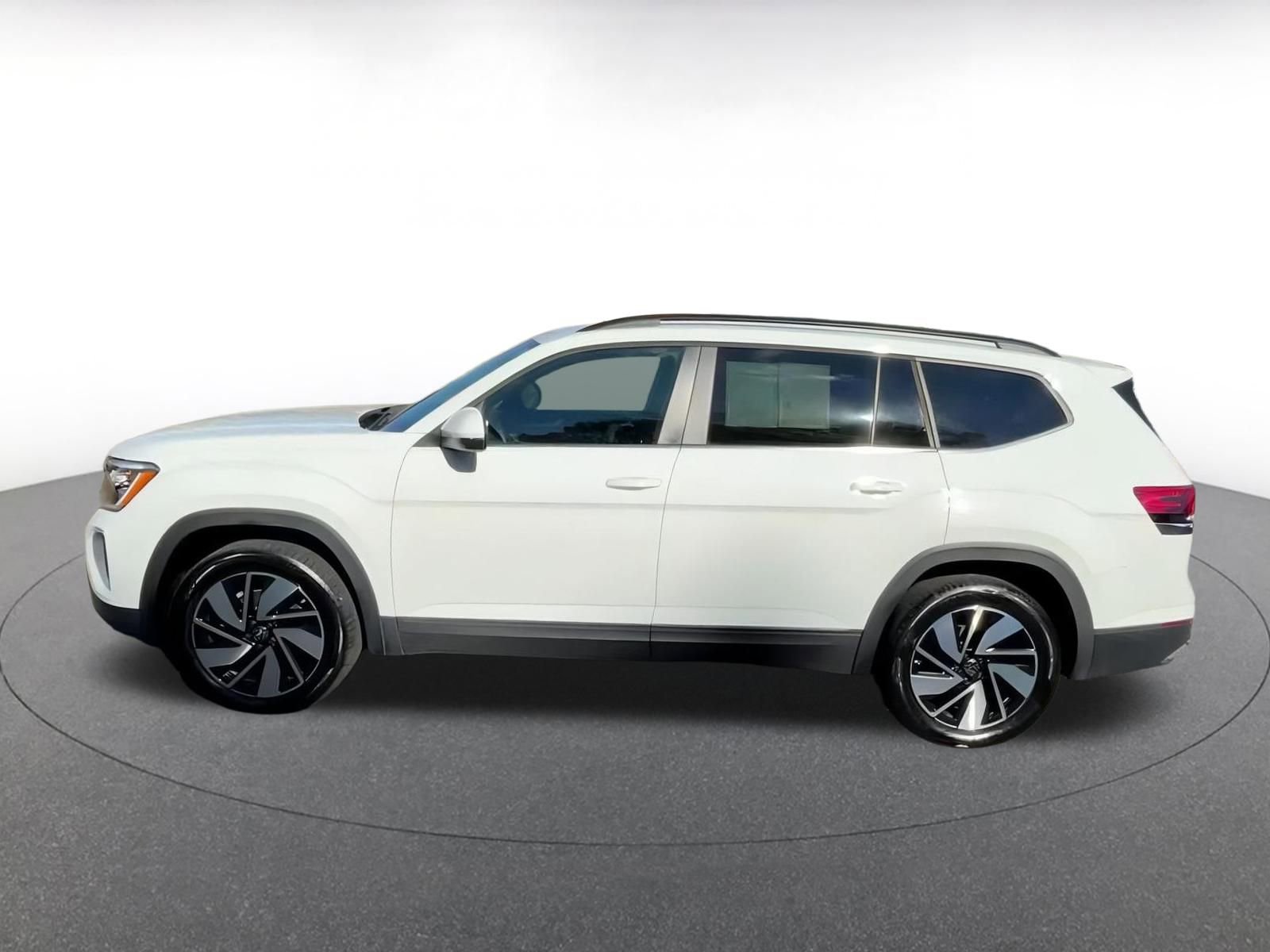 Thumbnail: 2025 Volkswagen Atlas - 9