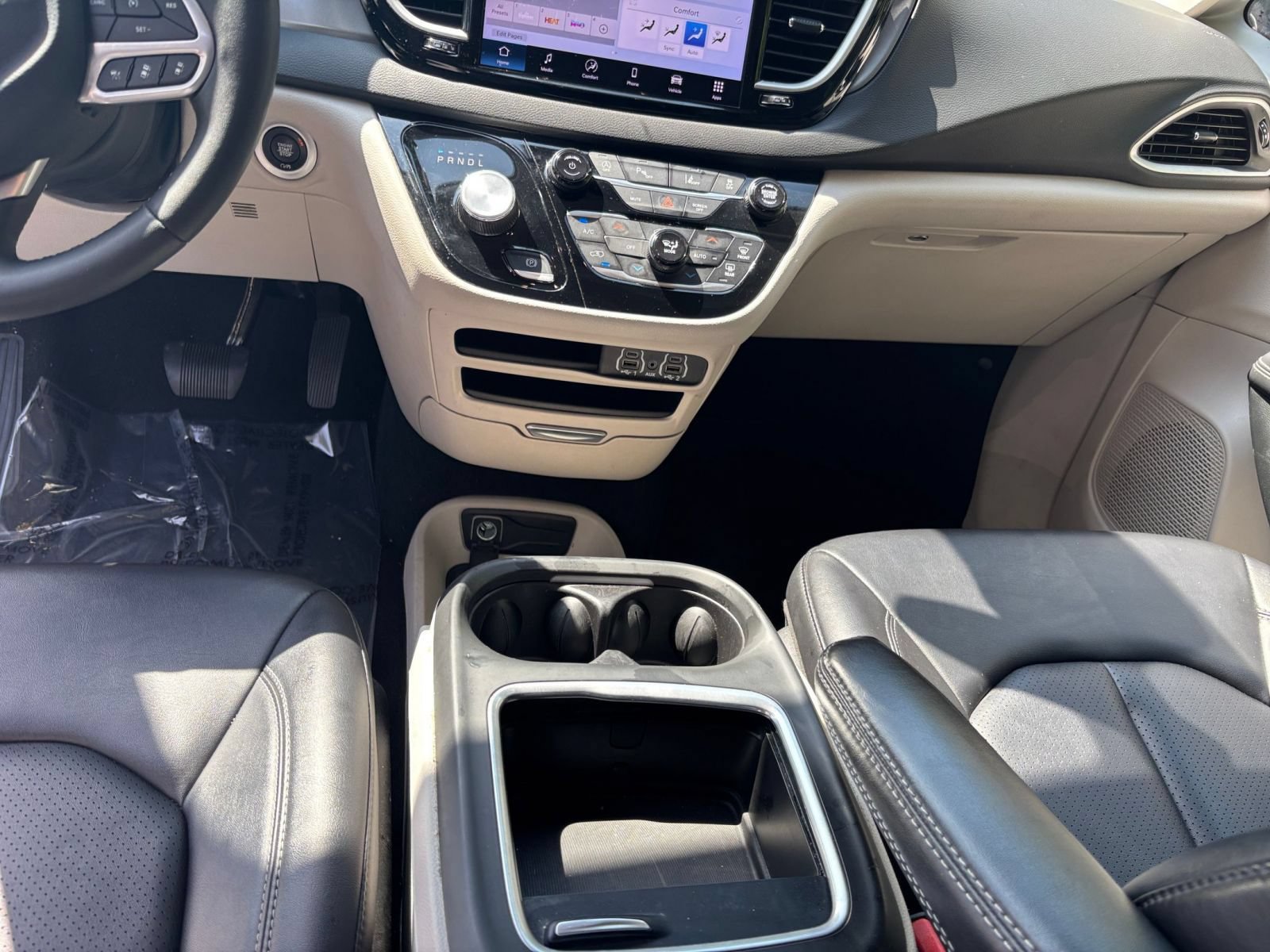 Thumbnail: 2024 Chrysler Pacifica - 34