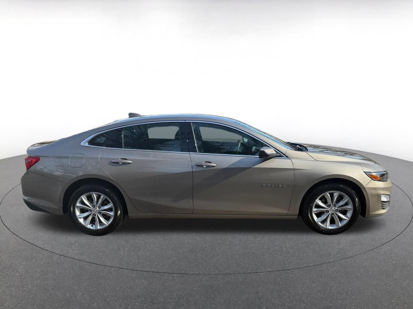 Thumbnail: 2024 Chevrolet Malibu - 15