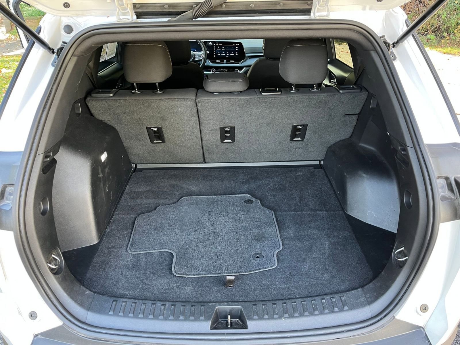 Thumbnail: 2025 Chevrolet Equinox - 27