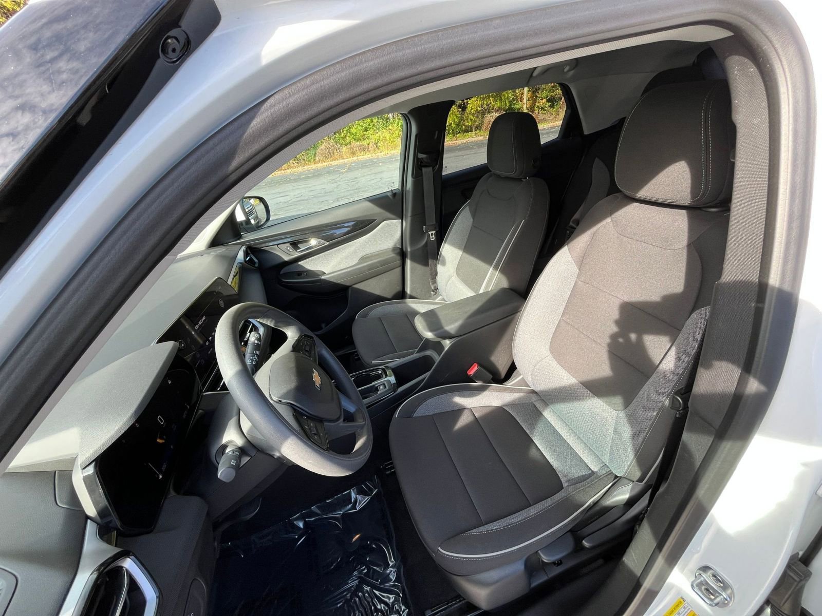 Thumbnail: 2025 Chevrolet TrailBlazer - 32