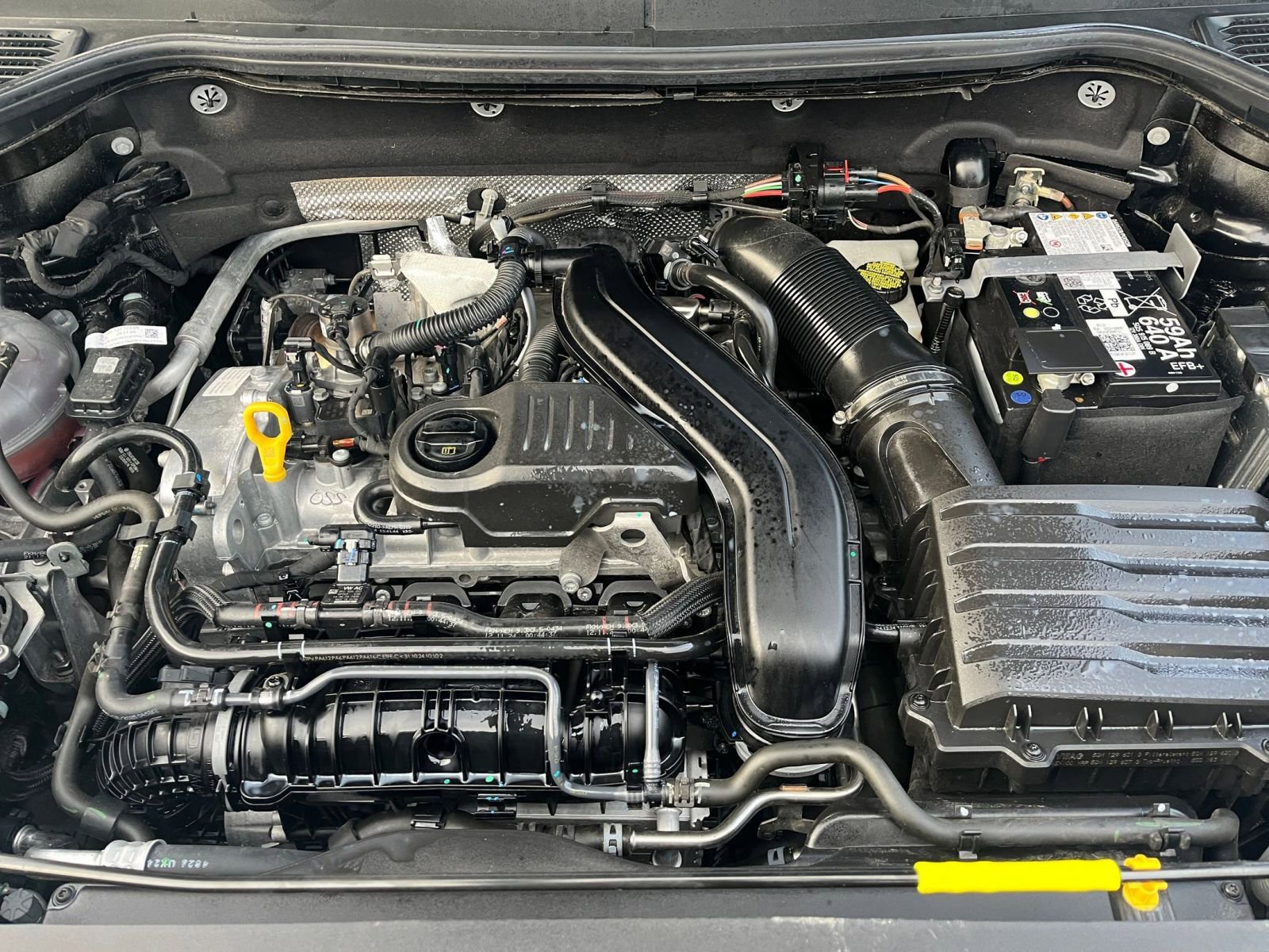 Thumbnail: 2025 Volkswagen Taos - 25