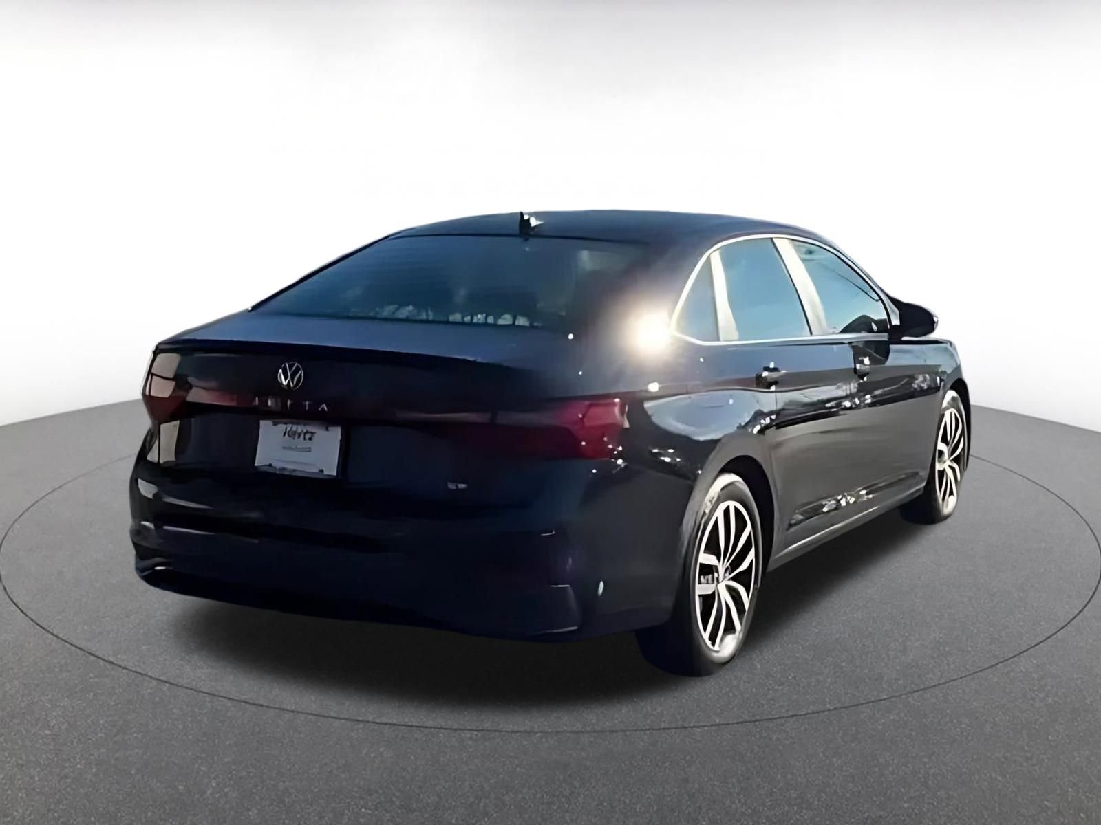 Thumbnail: 2025 Volkswagen Jetta - 14