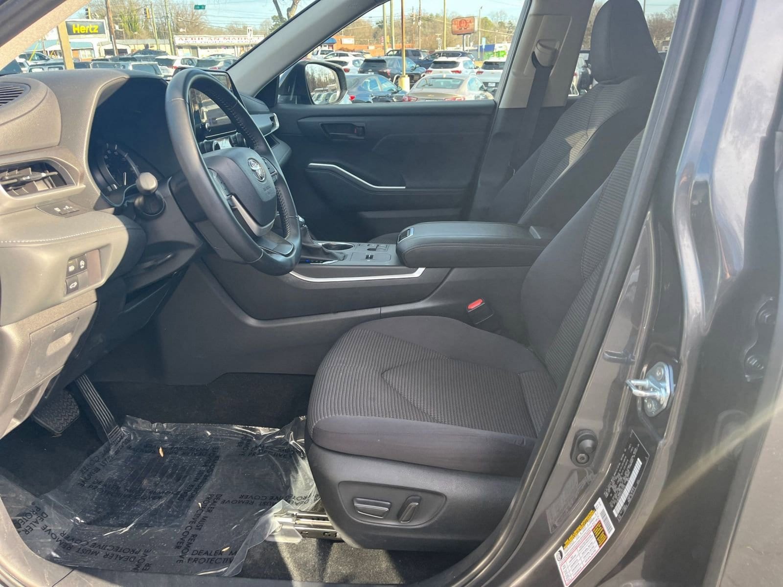 Thumbnail: 2025 Toyota Highlander - 23