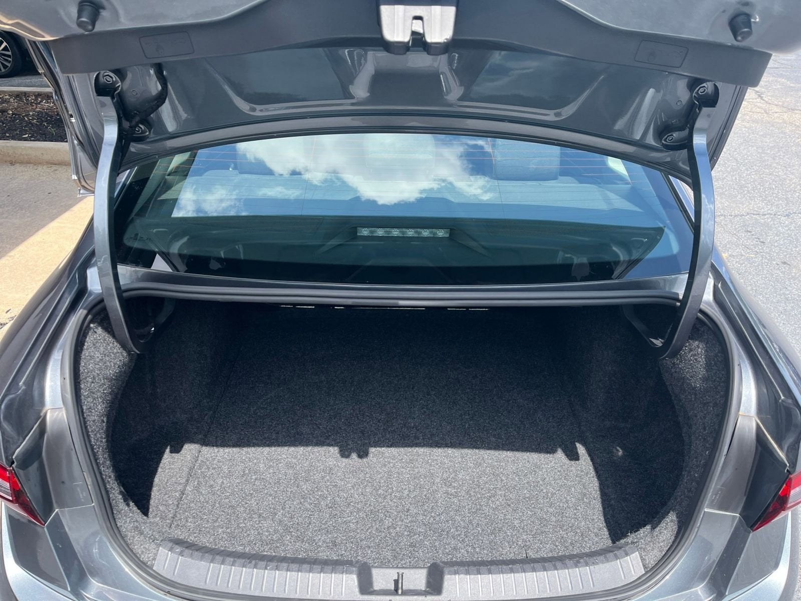 Thumbnail: 2024 Volkswagen Jetta - 27