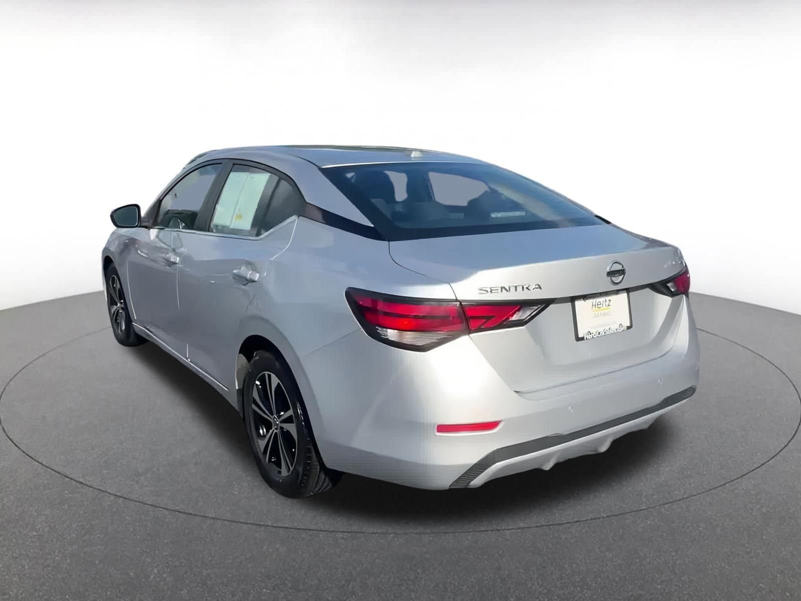 Thumbnail: 2023 Nissan Sentra - 11