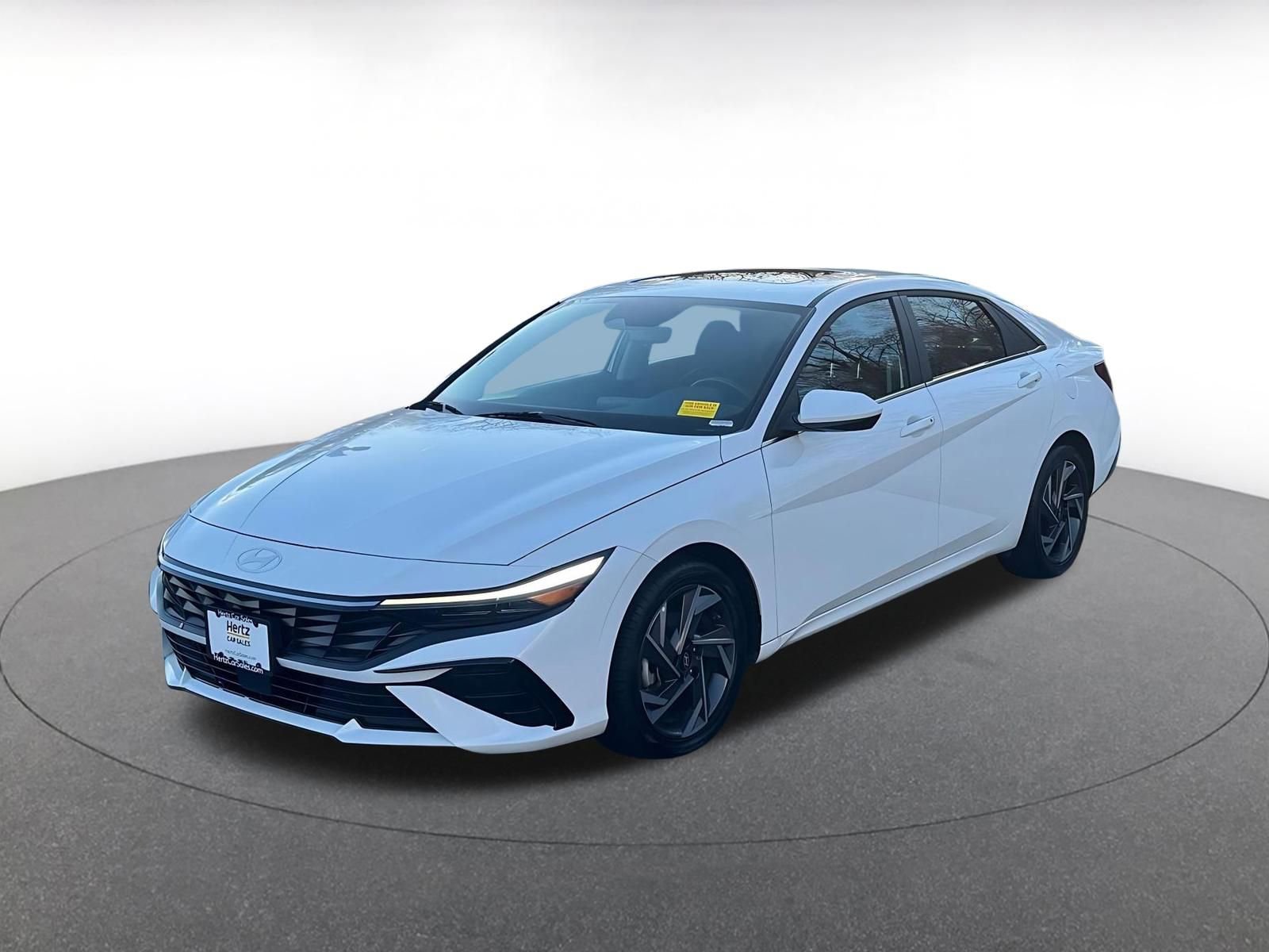 Thumbnail: 2025 Hyundai Elantra - 4