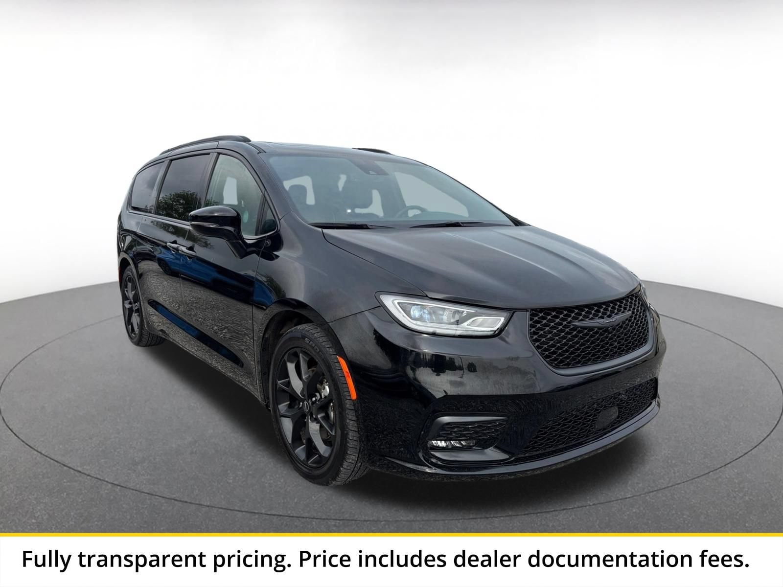 Thumbnail: 2025 Chrysler Pacifica - 1