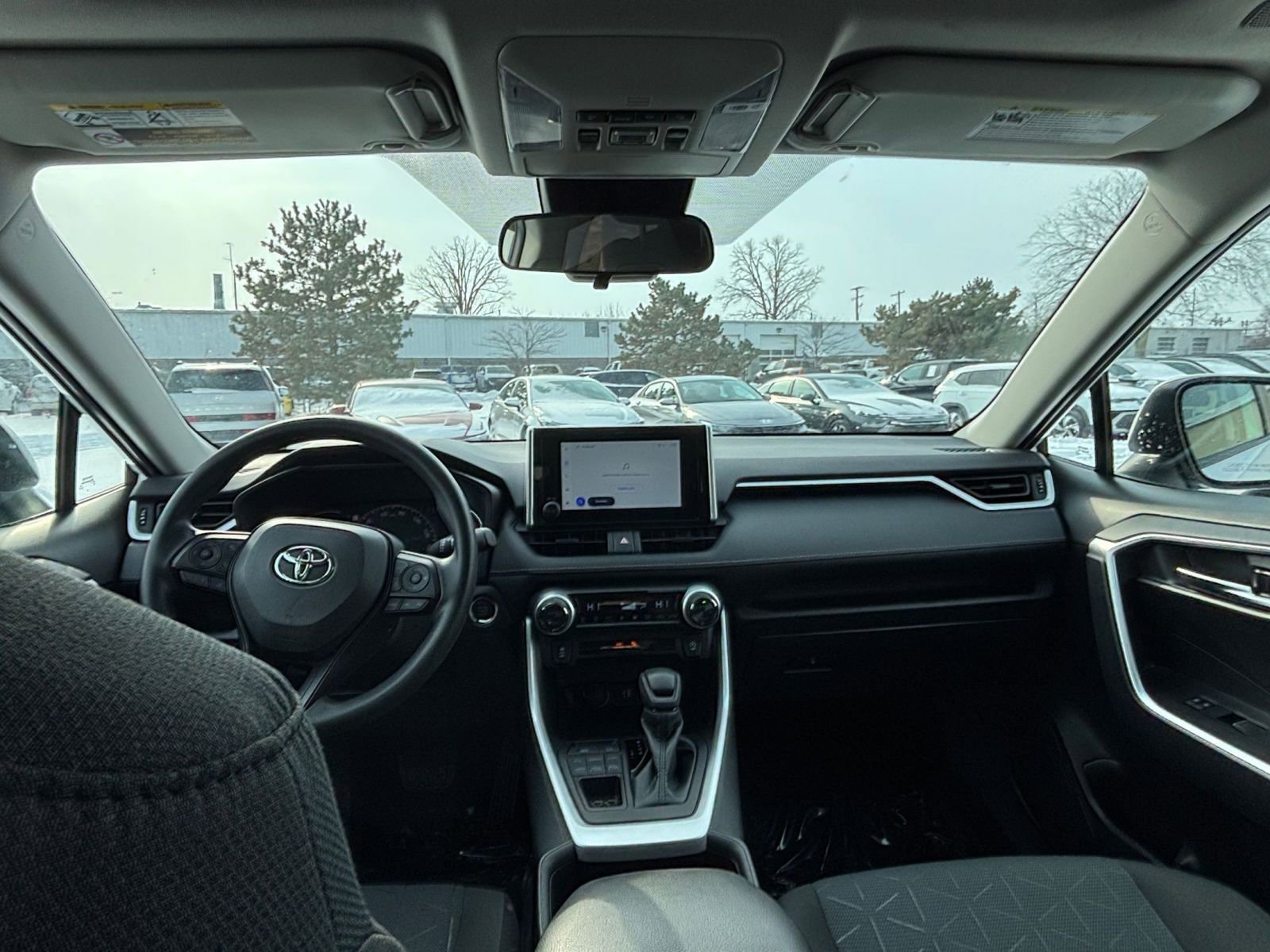 Thumbnail: 2025 Toyota RAV4 - 33