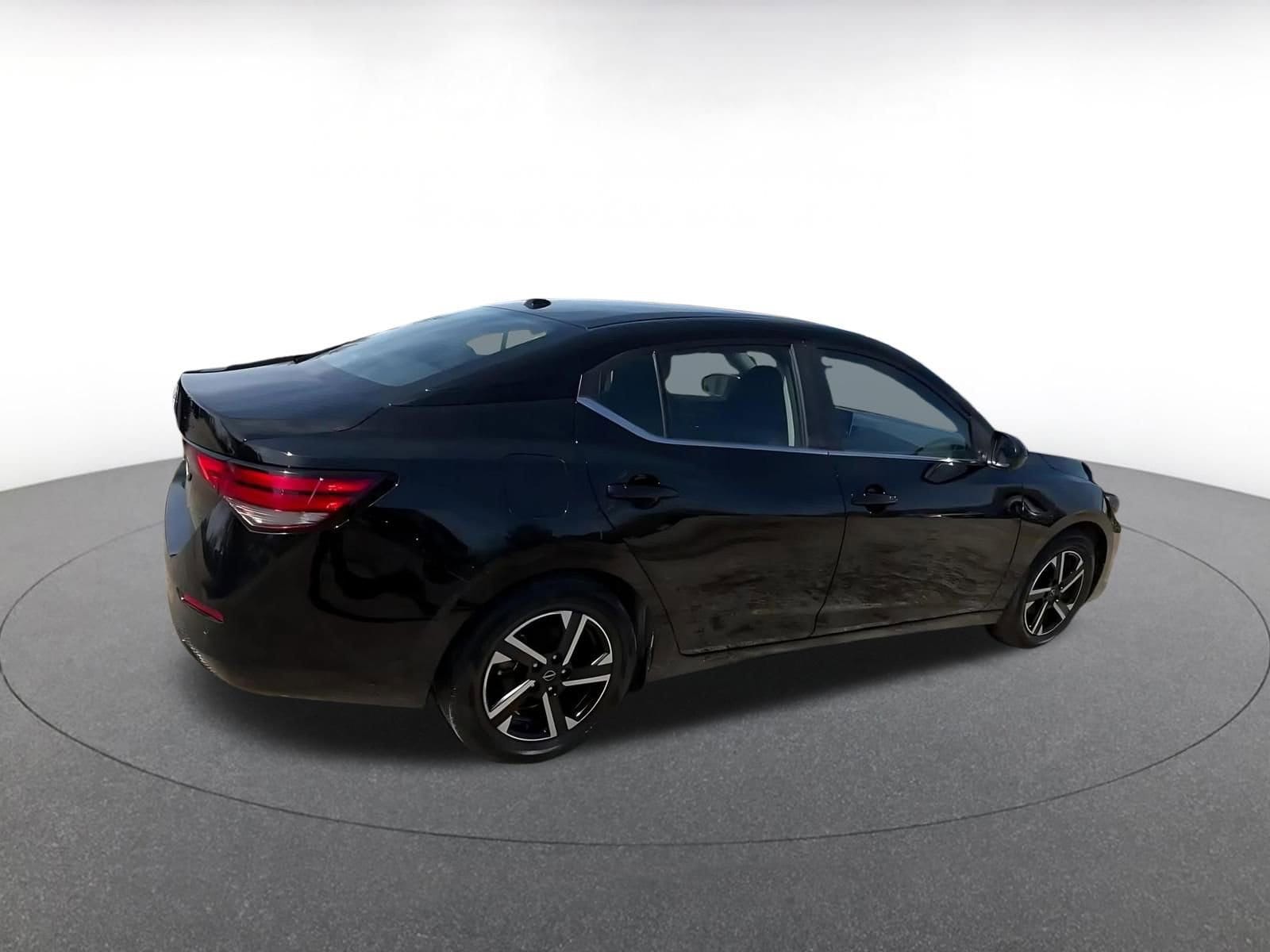 Thumbnail: 2025 Nissan Sentra - 15