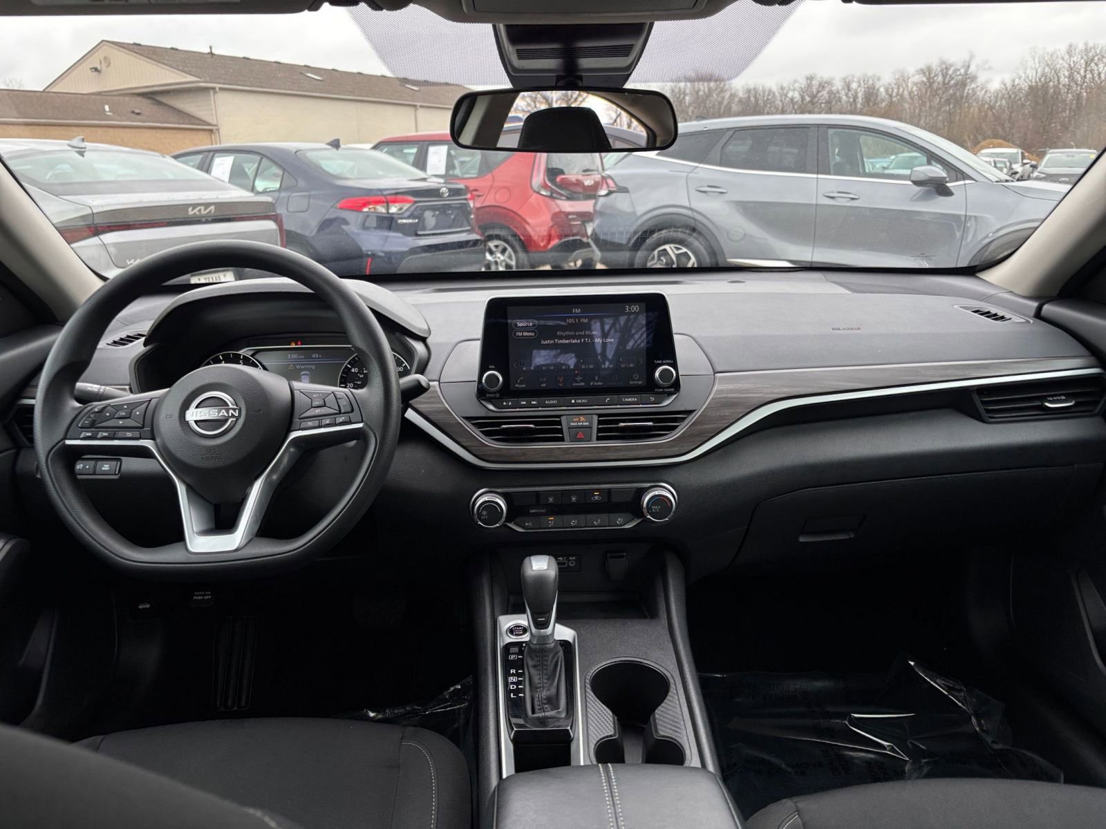 Thumbnail: 2025 Nissan Altima - 33