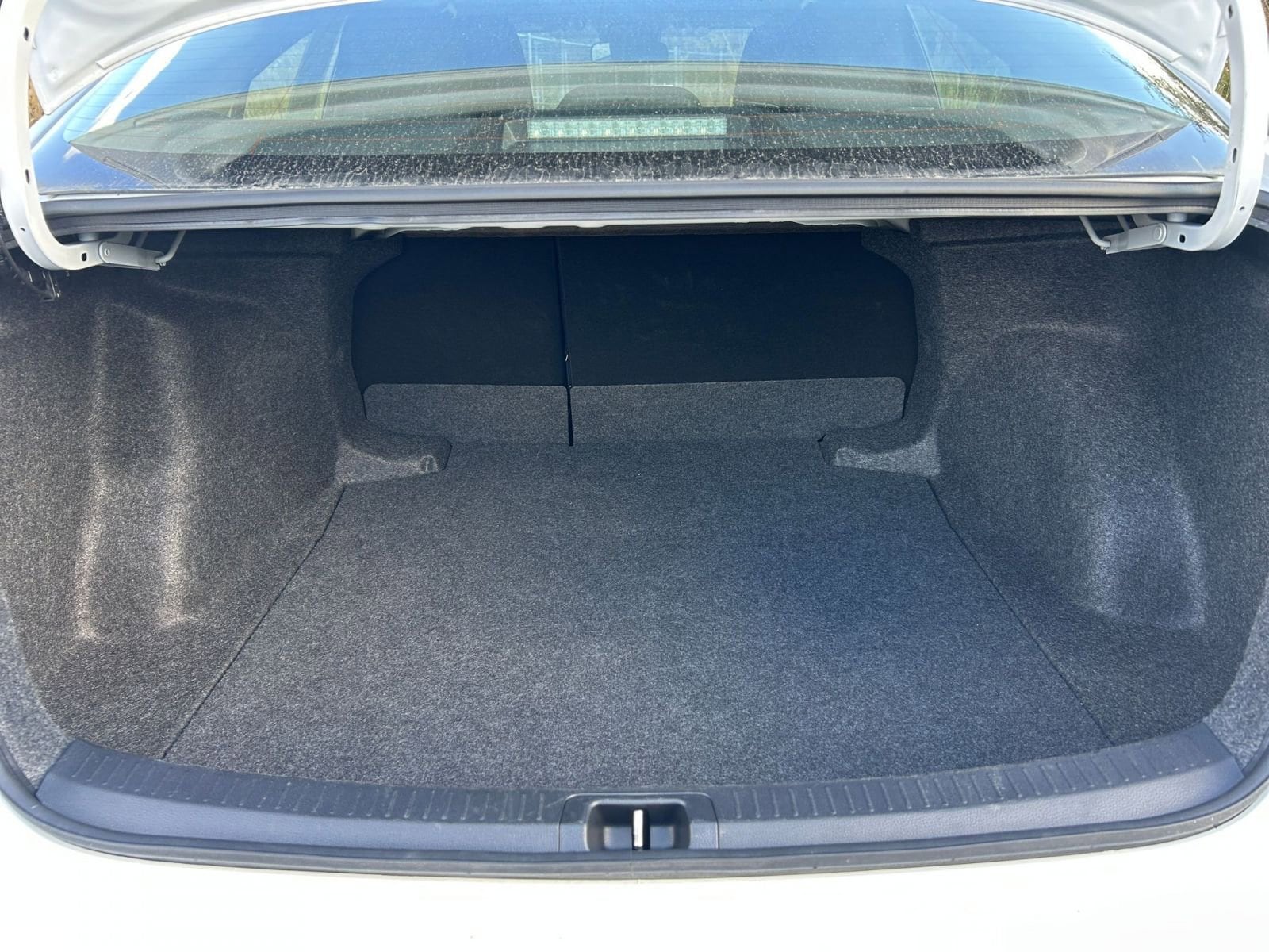 Thumbnail: 2025 Toyota Corolla - 29