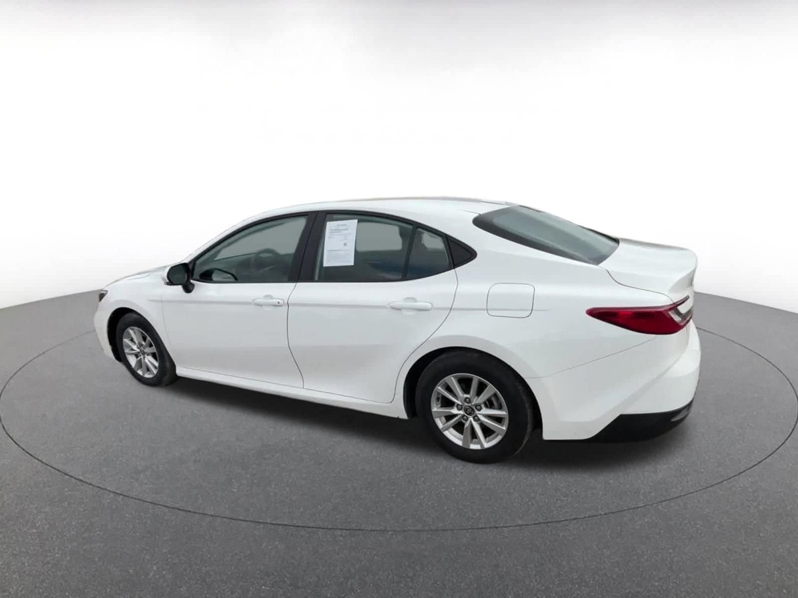 Thumbnail: 2025 Toyota Camry - 10