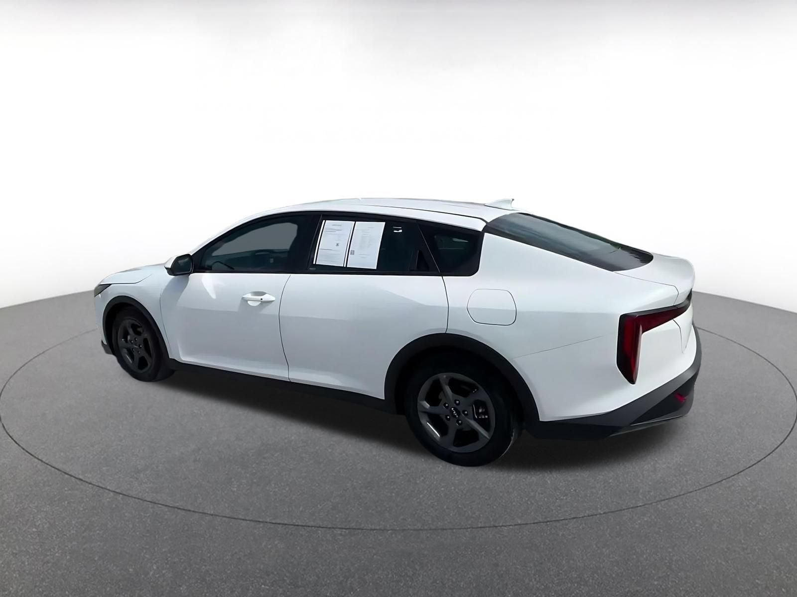 Thumbnail: 2026 Kia K4 - 8