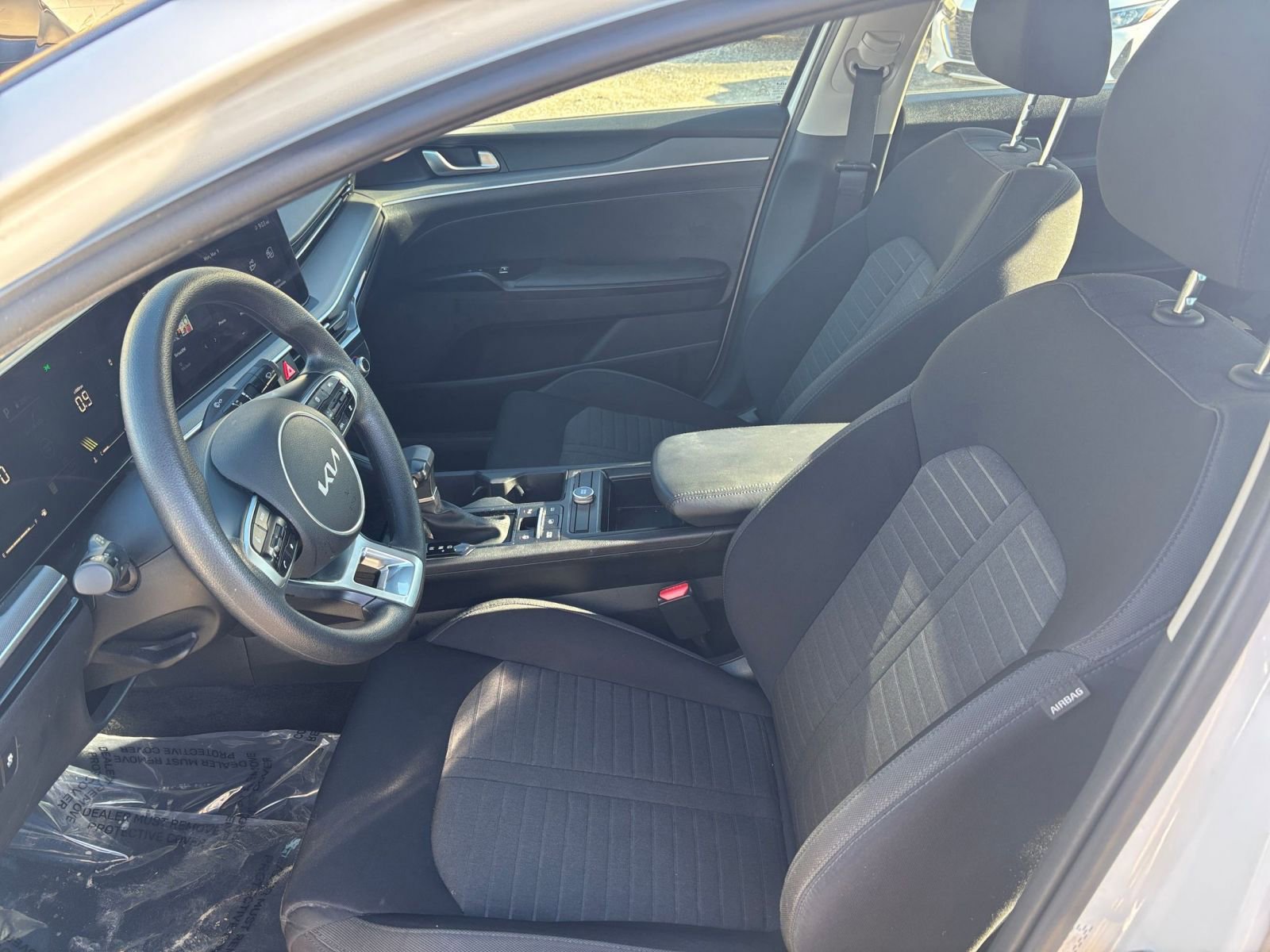 Thumbnail: 2025 Kia K5 - 27