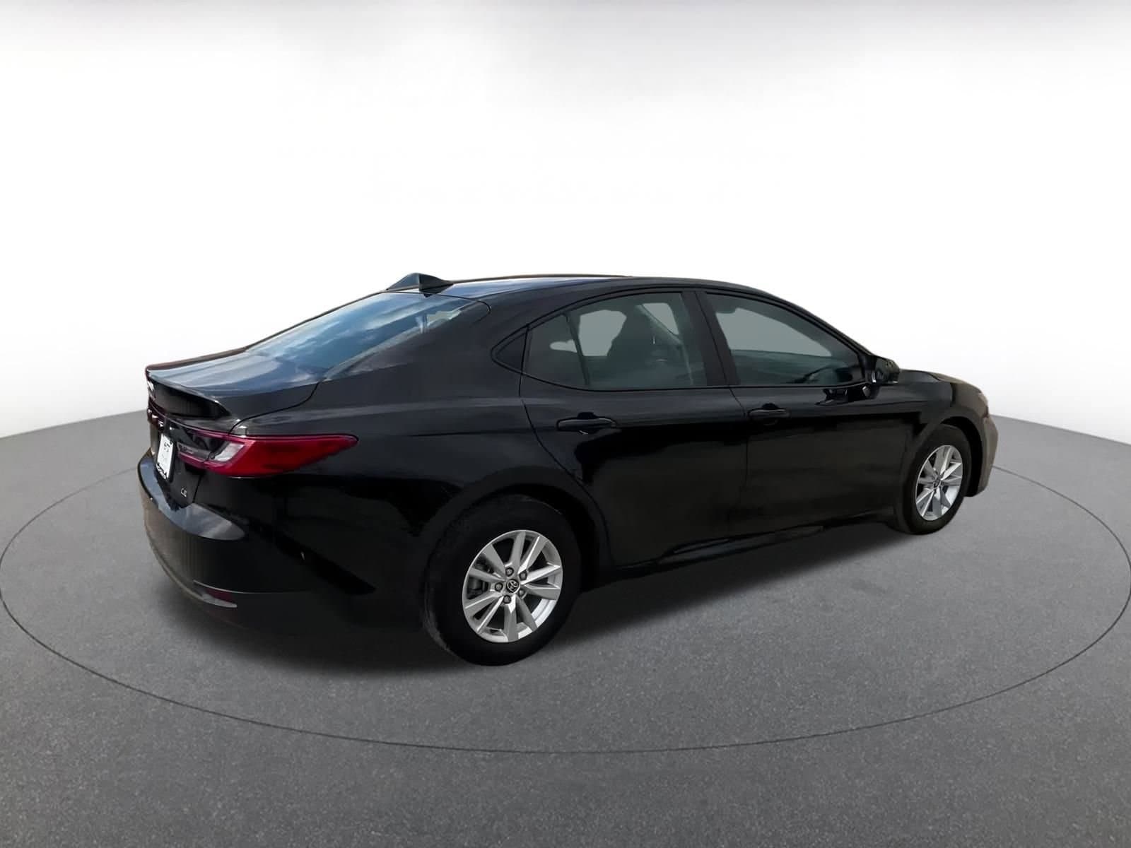 Thumbnail: 2025 Toyota Camry - 14