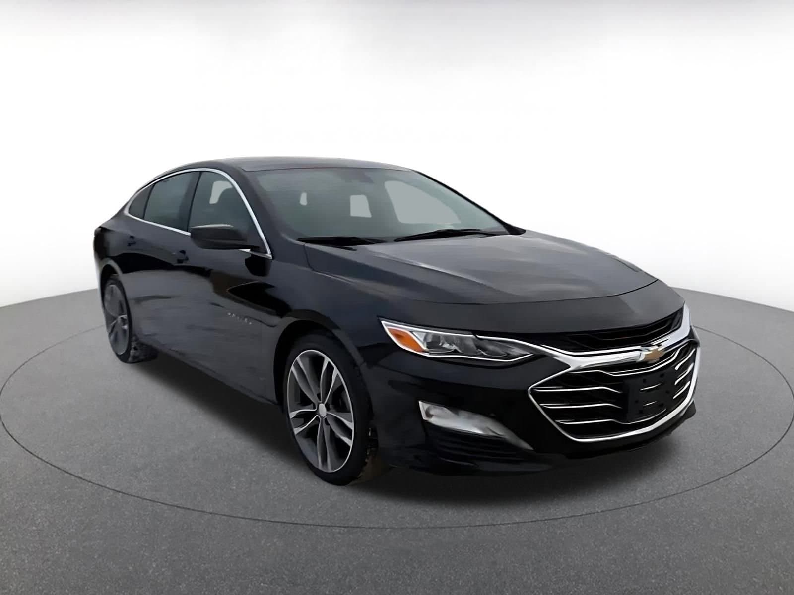 Thumbnail: 2024 Chevrolet Malibu - 3